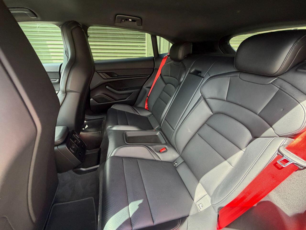 Porsche Taycan view 33