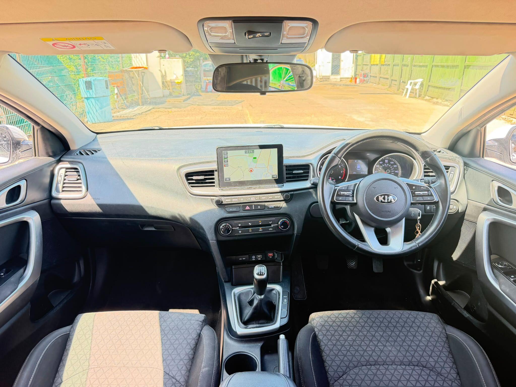 Kia Ceed view 11