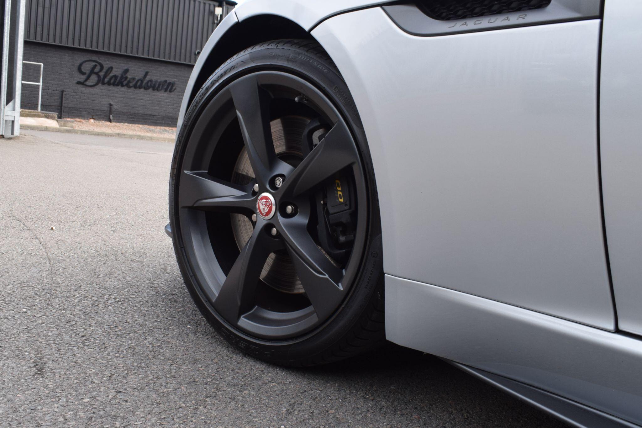 Jaguar F-Type view 27