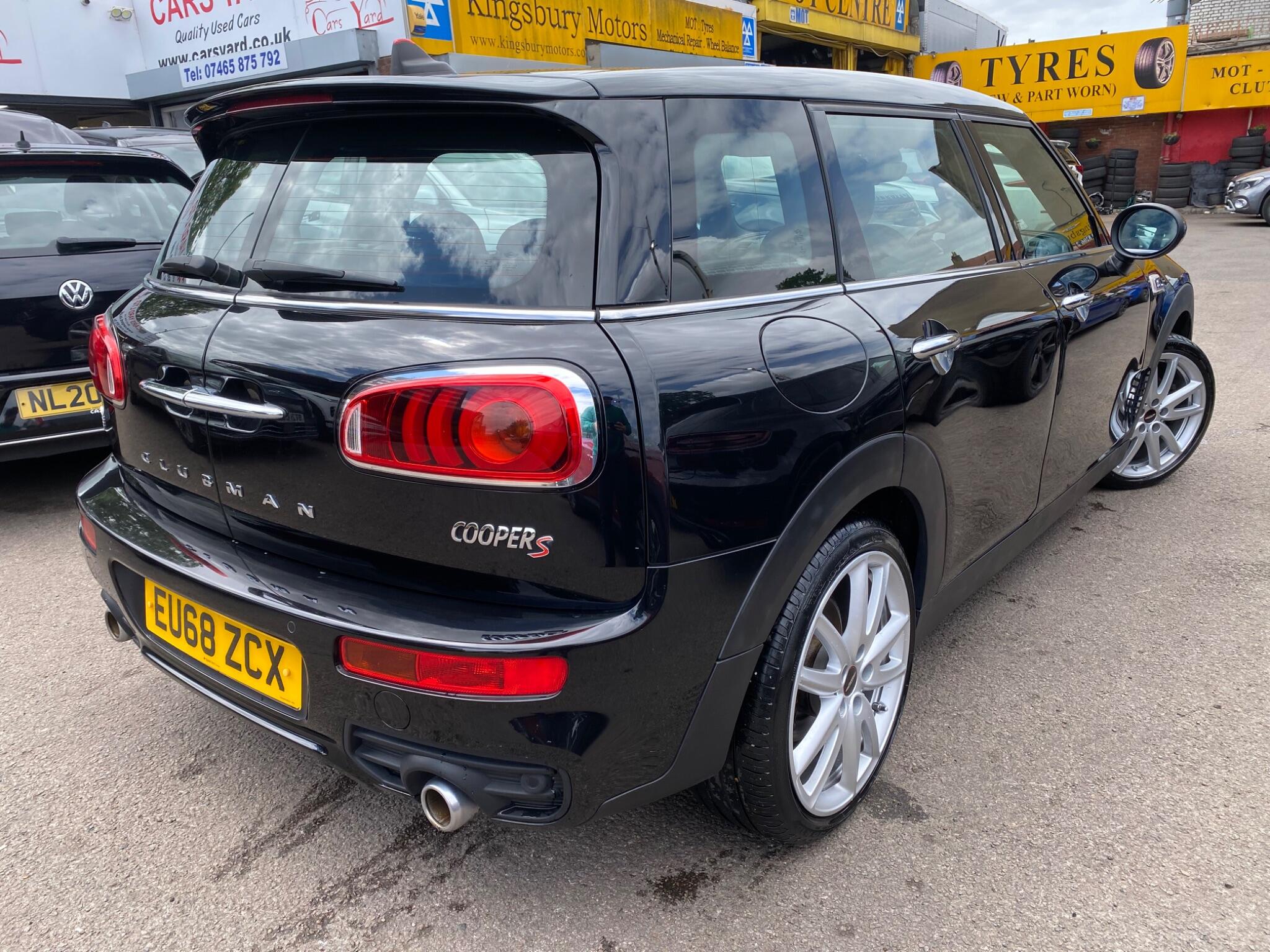 Mini Clubman view 9