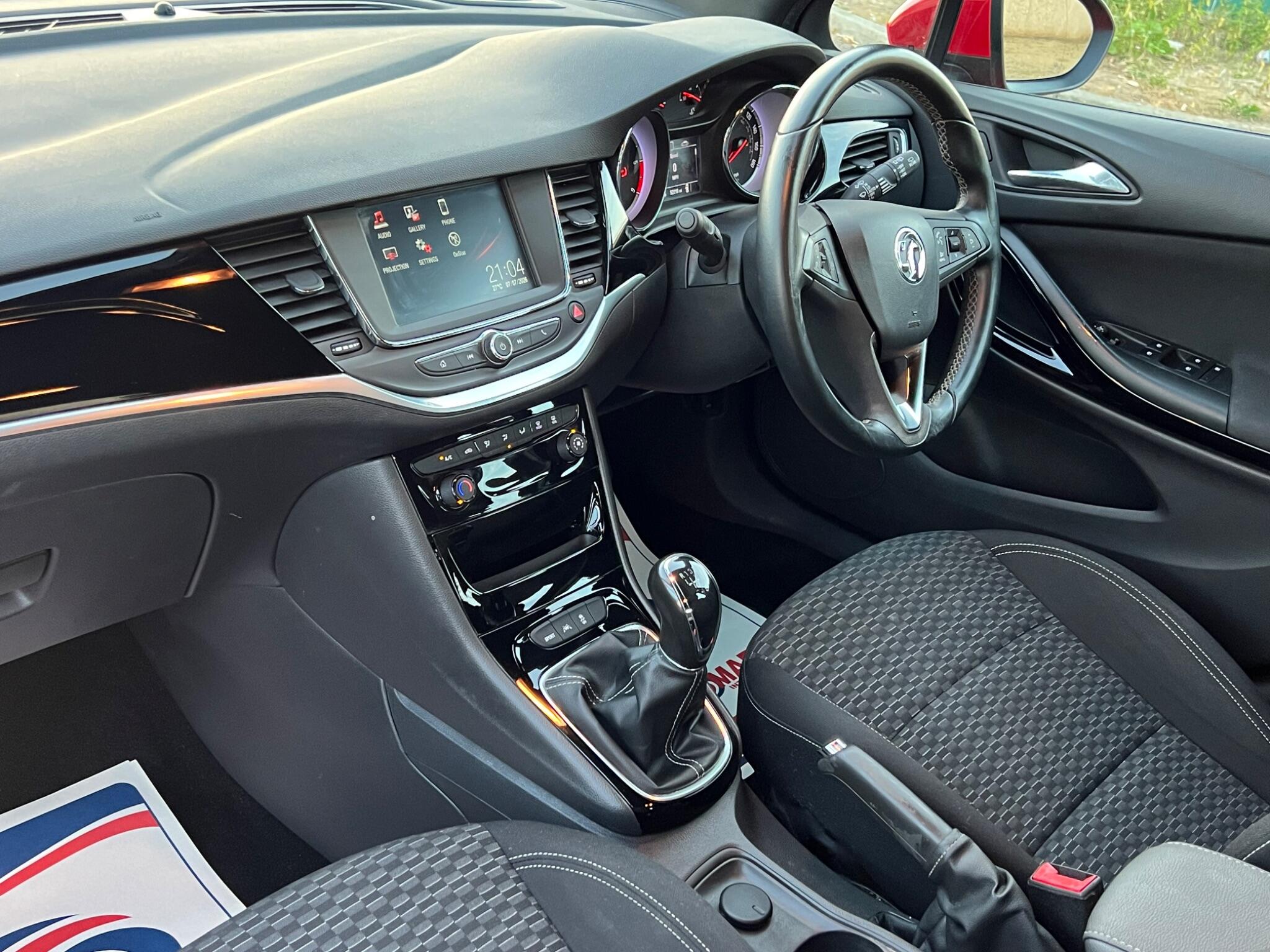Vauxhall Astra view 12