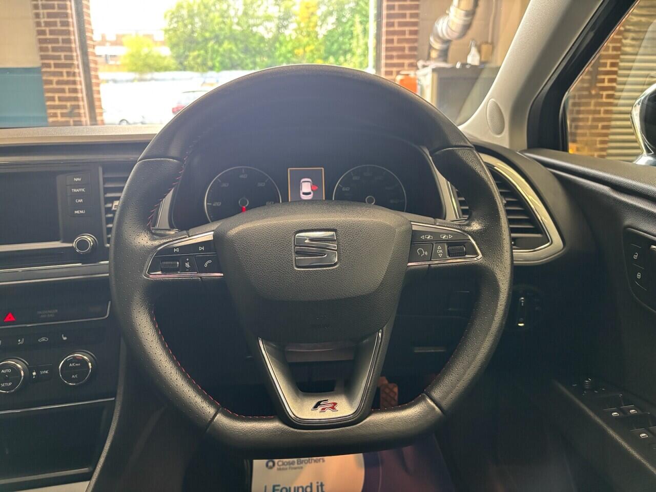 Seat Leon view 14