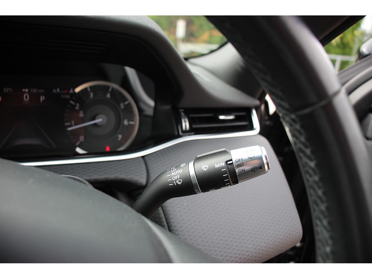 Land Rover Range Rover Evoque view 31