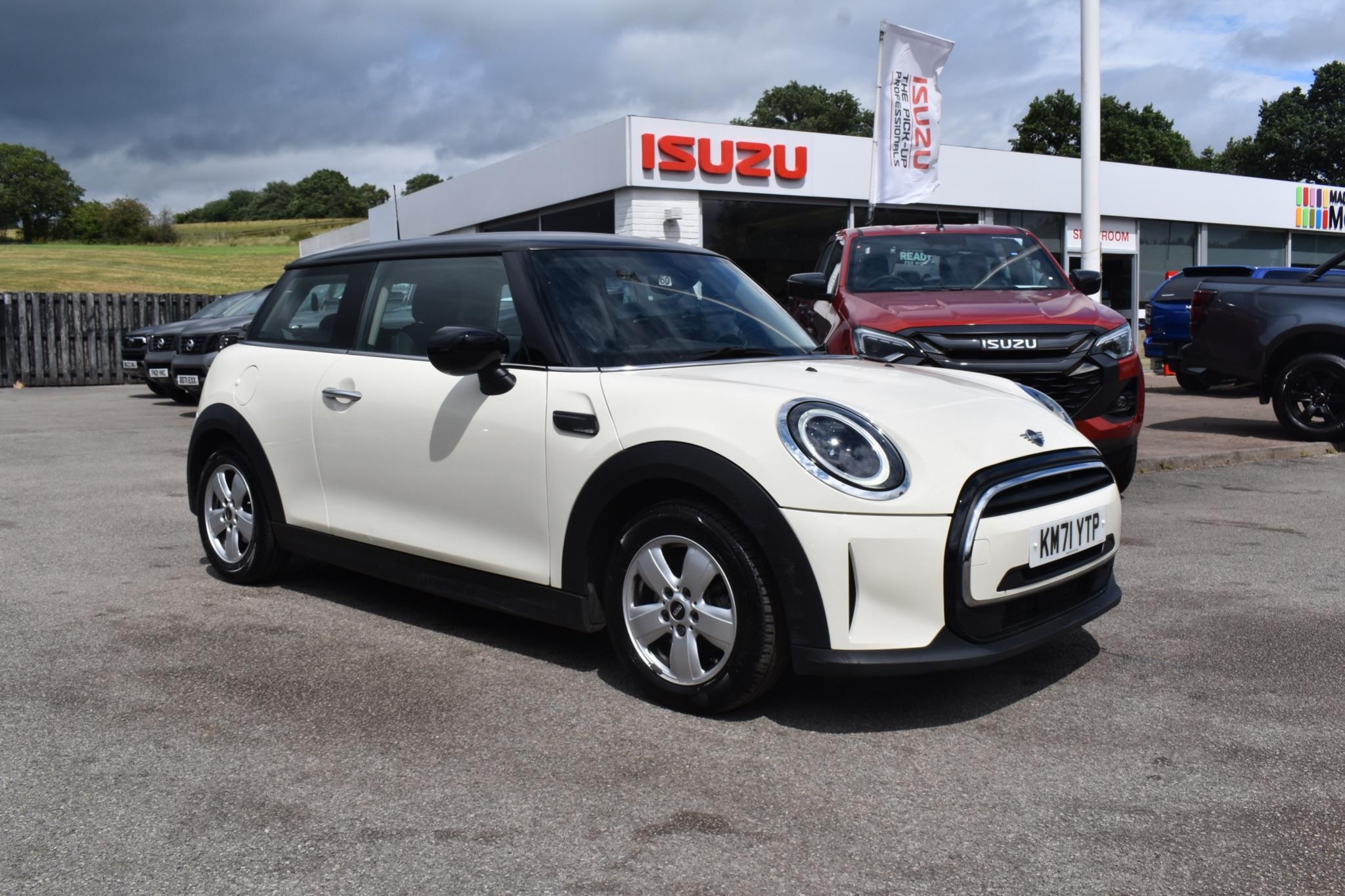 Hatch - 1.5 Cooper Classic Euro 6 (s/s) 3dr - Image 10