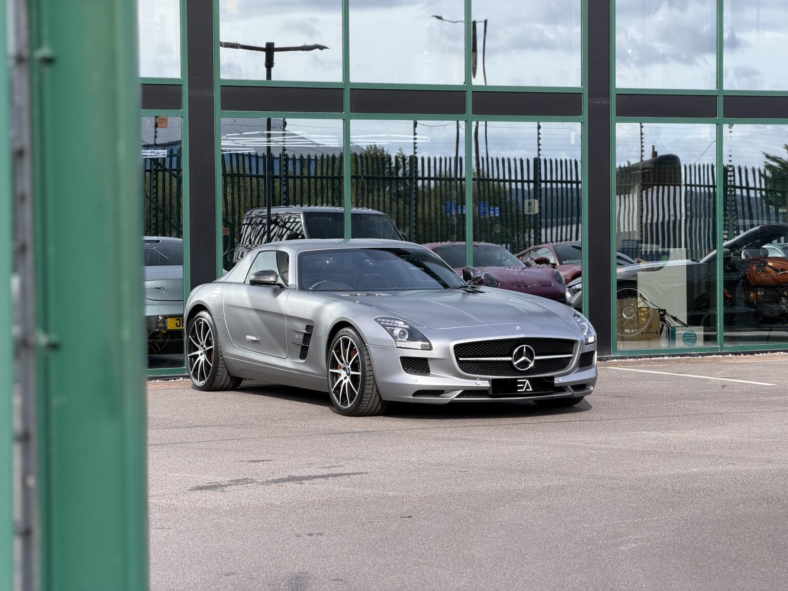 Mercedes-Benz Amg GT view 22