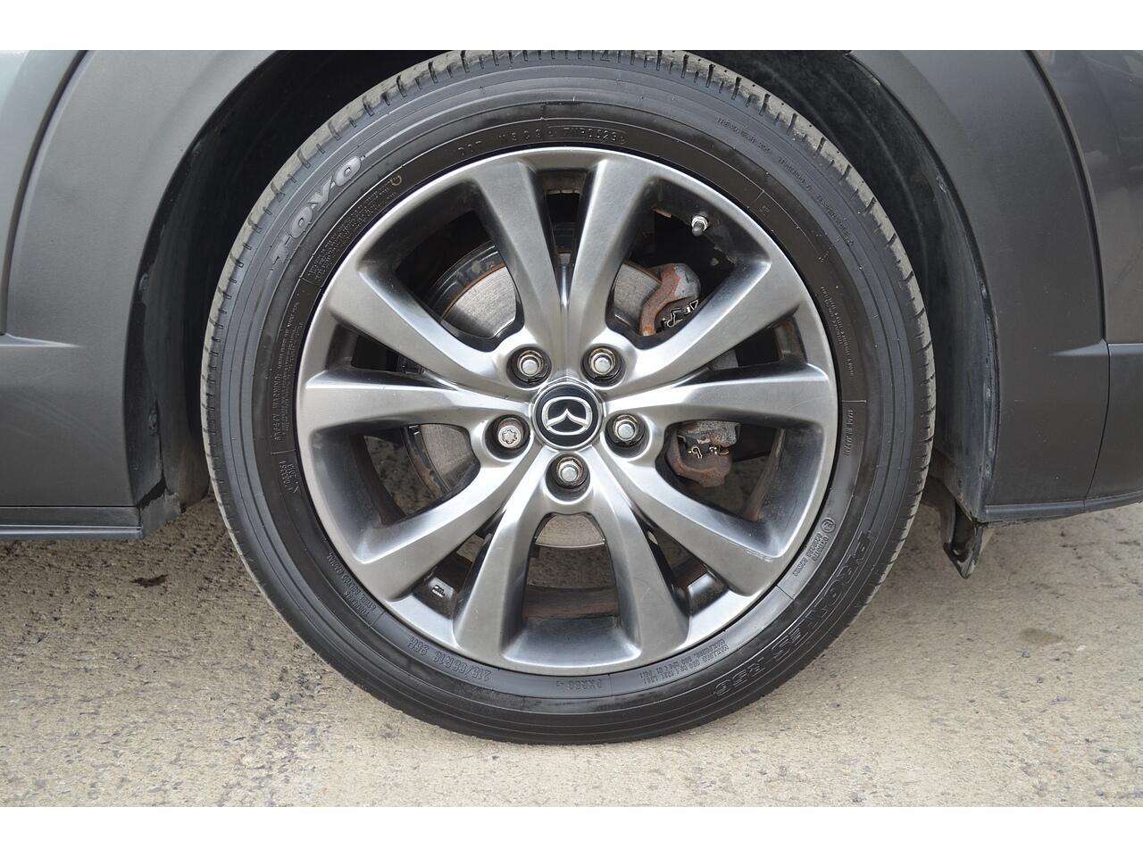 Mazda CX-30 view 40