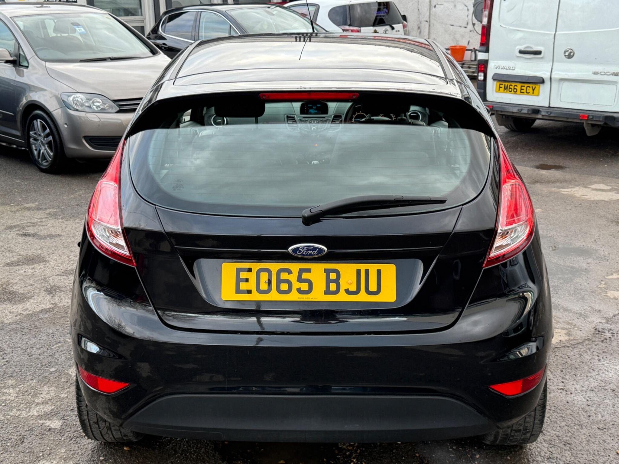 Ford Fiesta - Image 17