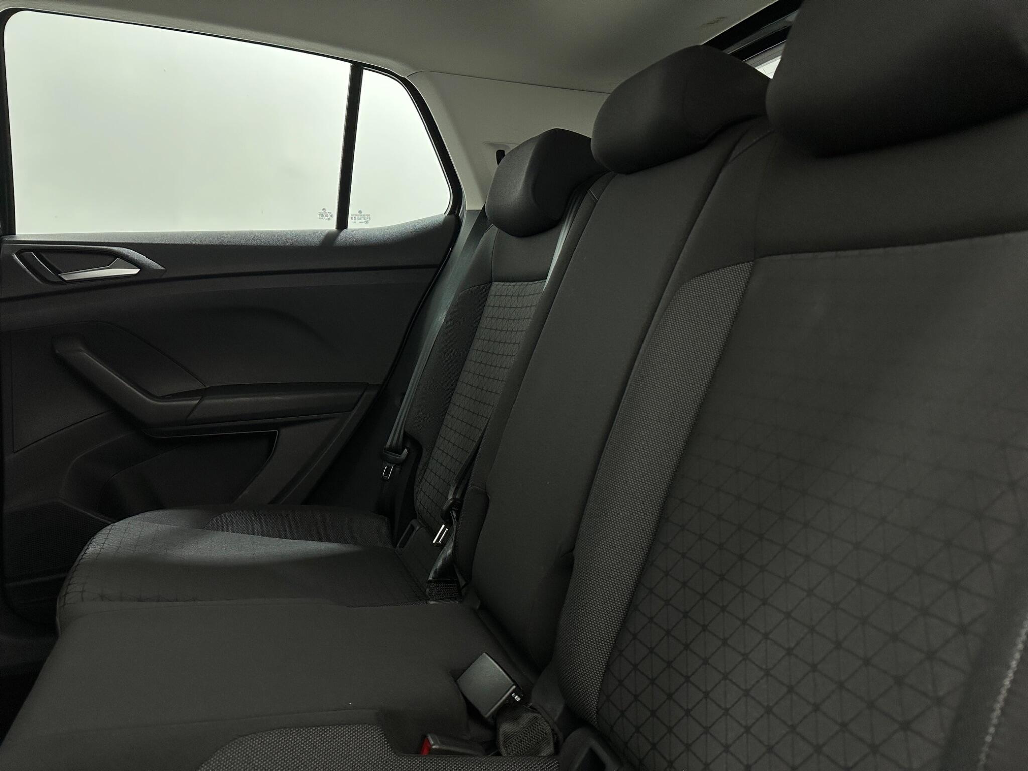 Volkswagen T-Cross view 36