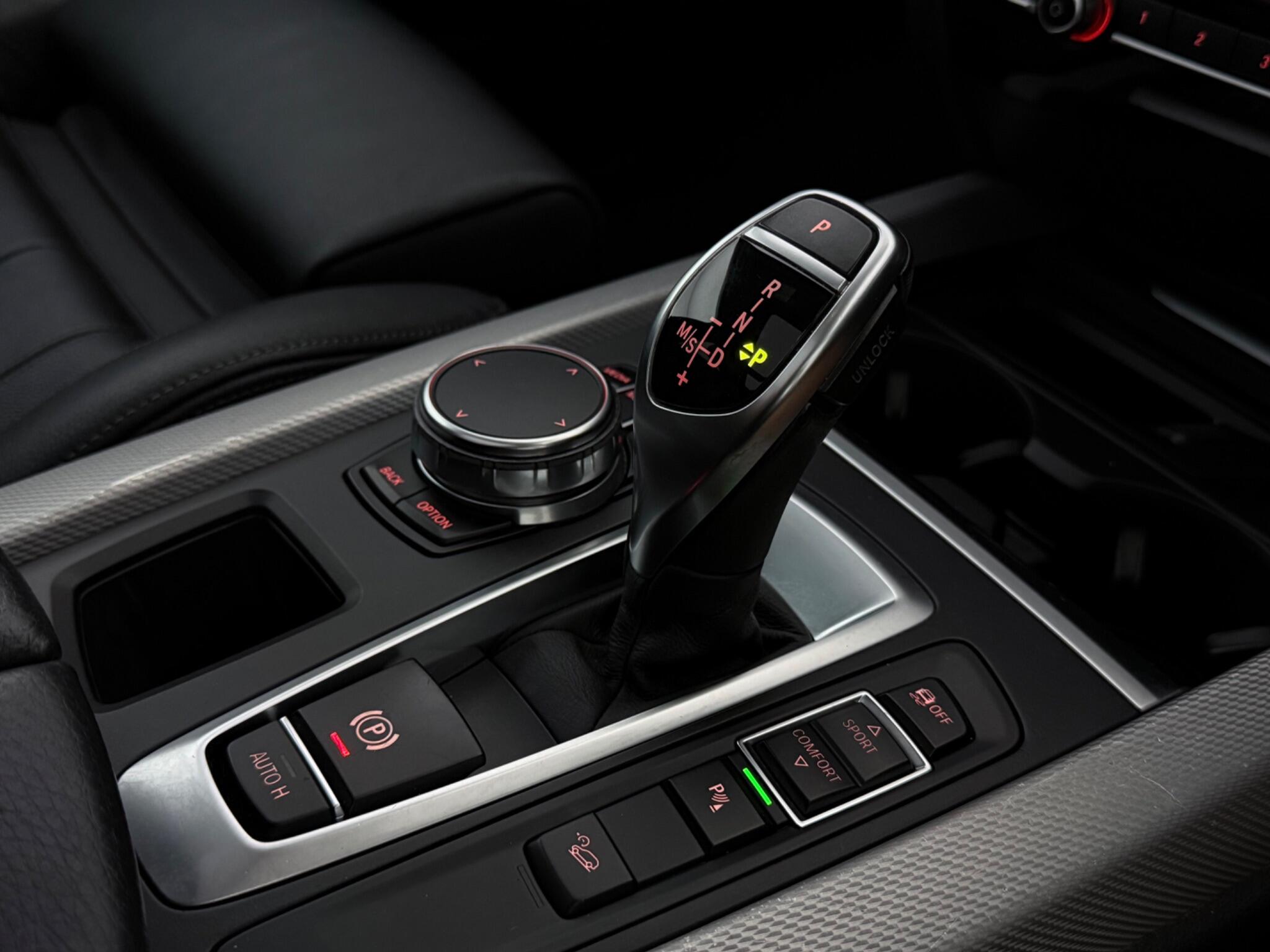 BMW X5 view 23