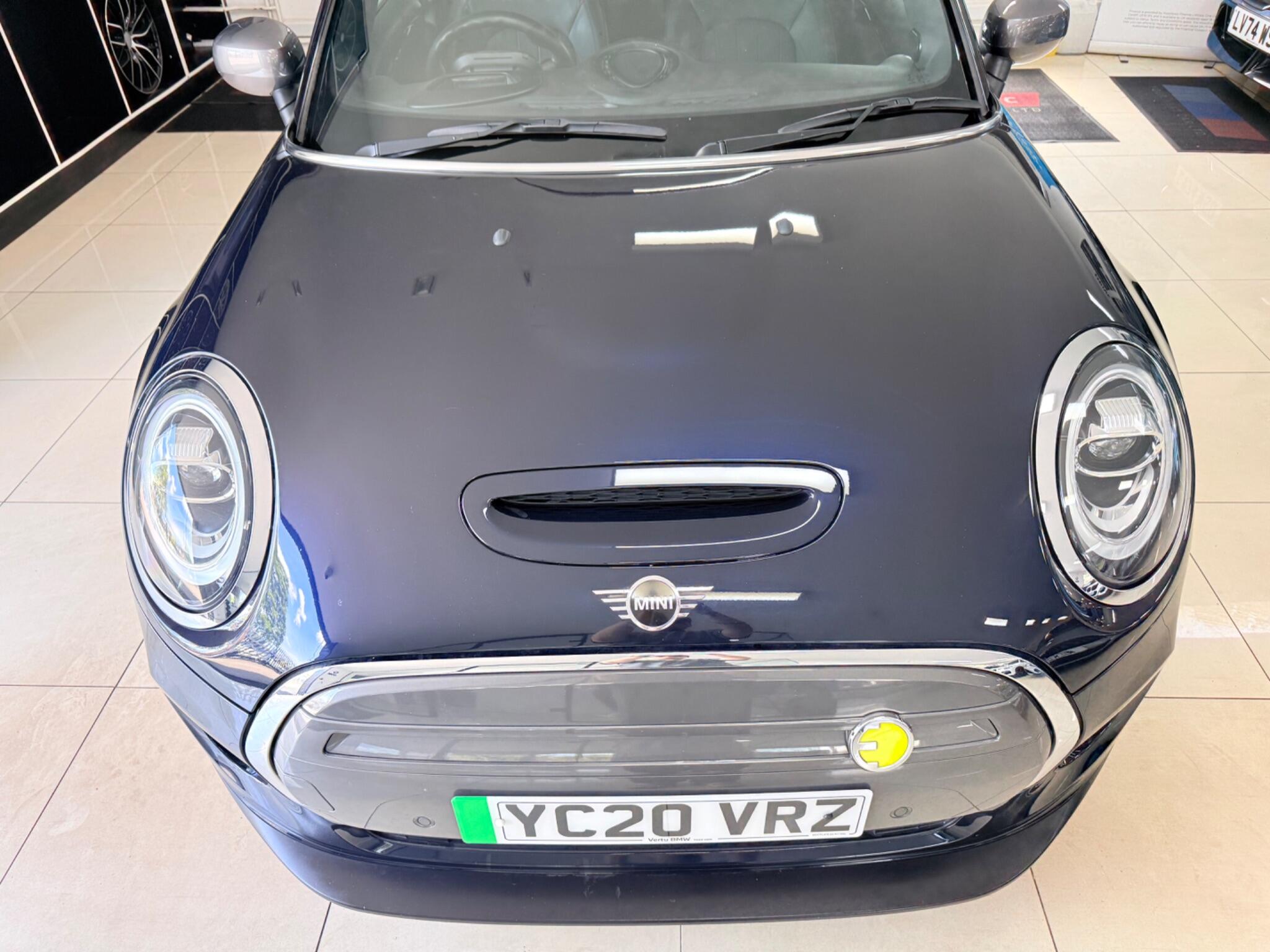 MINI Hatch view 30
