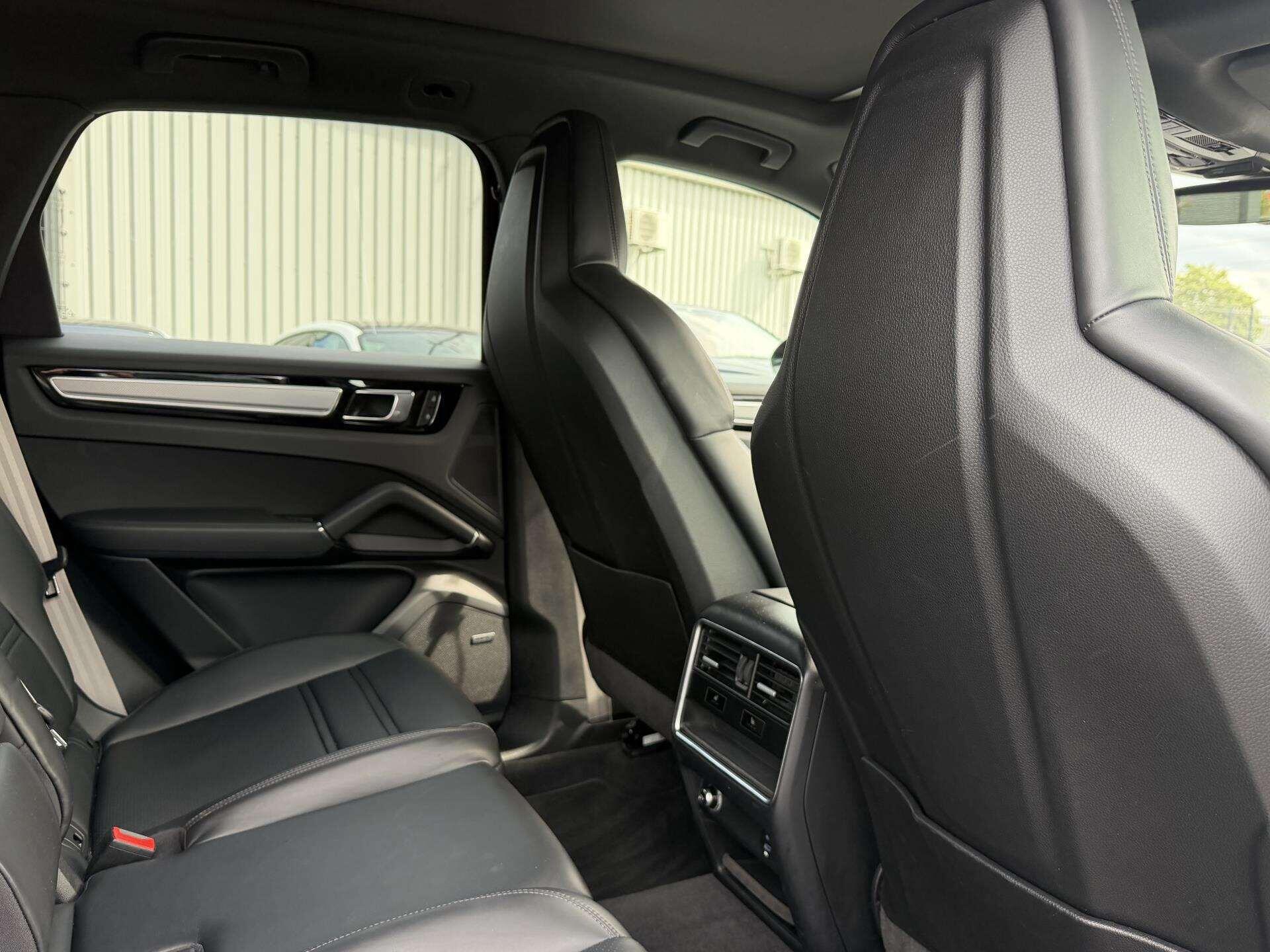 Porsche Cayenne view 17