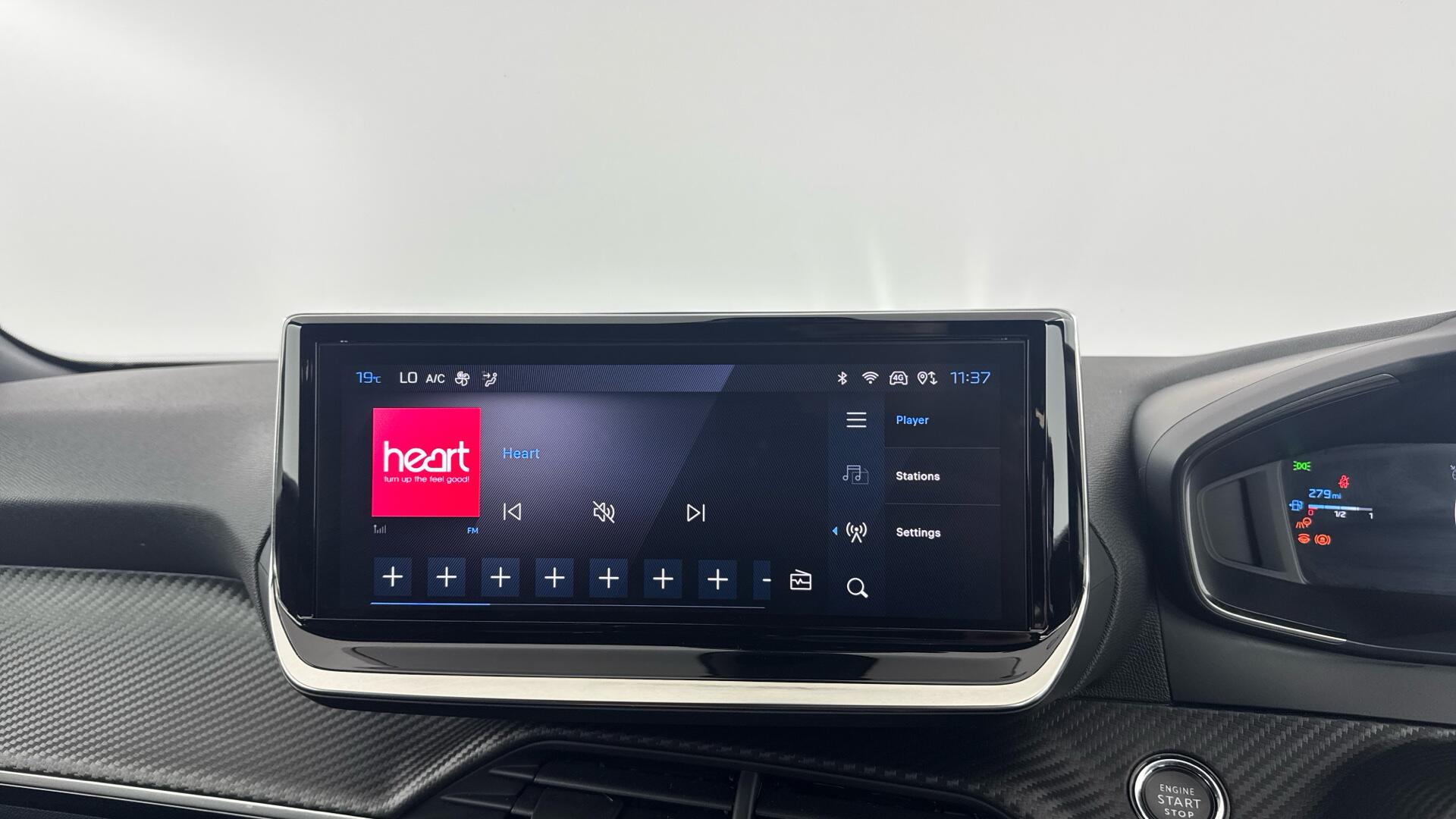 Peugeot 2008 view 41