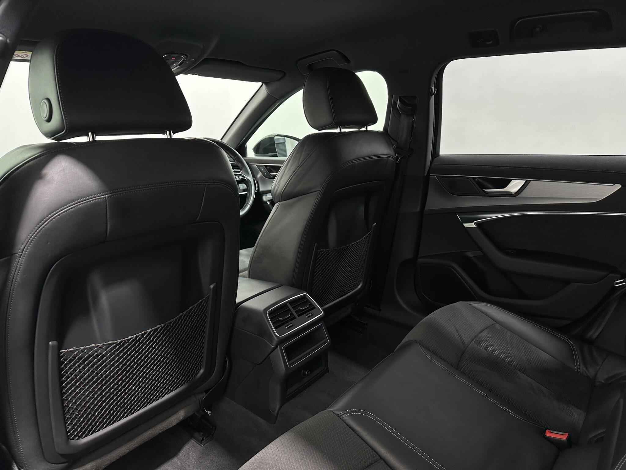 Audi A6 view 38