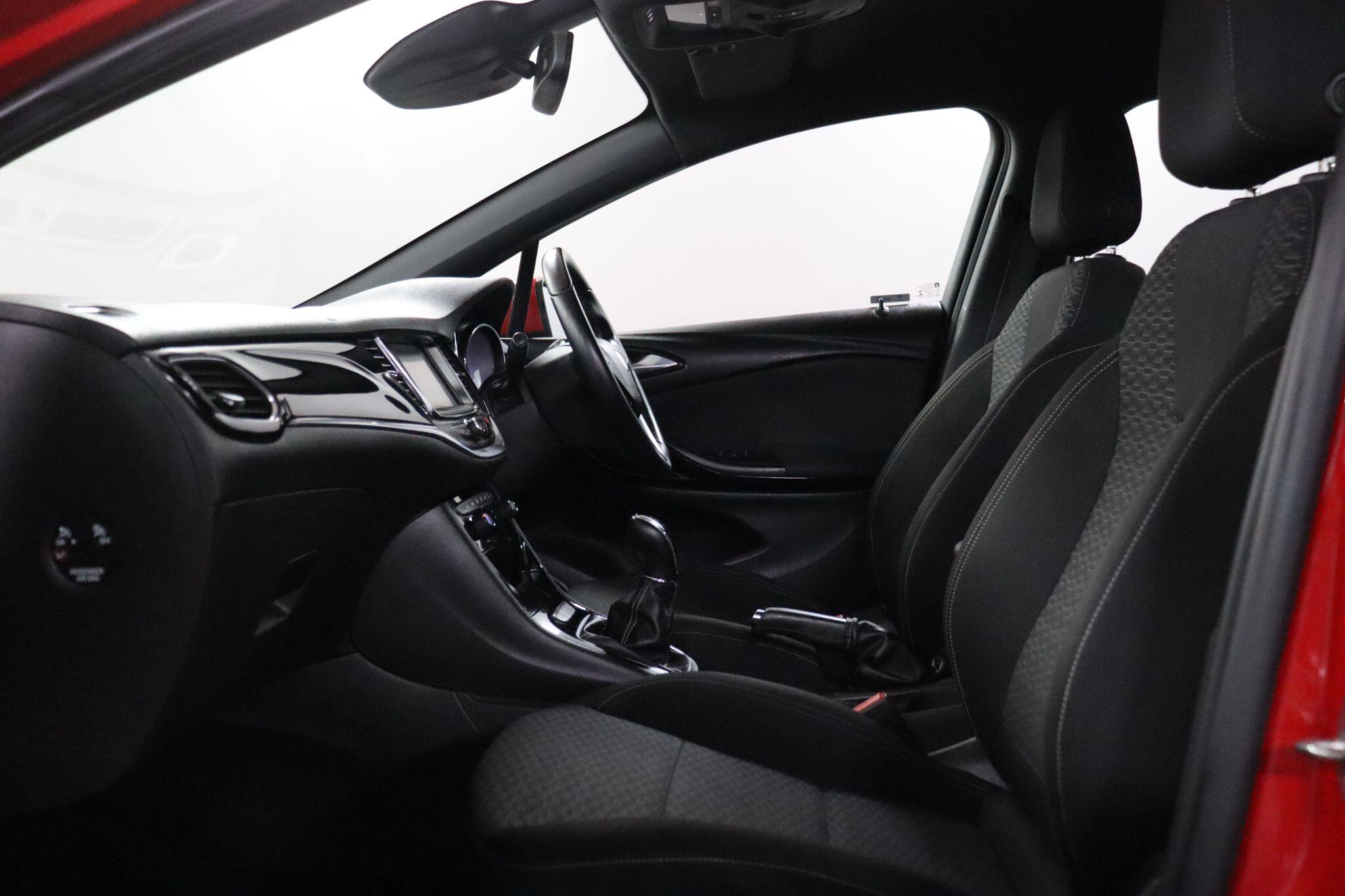 Vauxhall Astra view 39