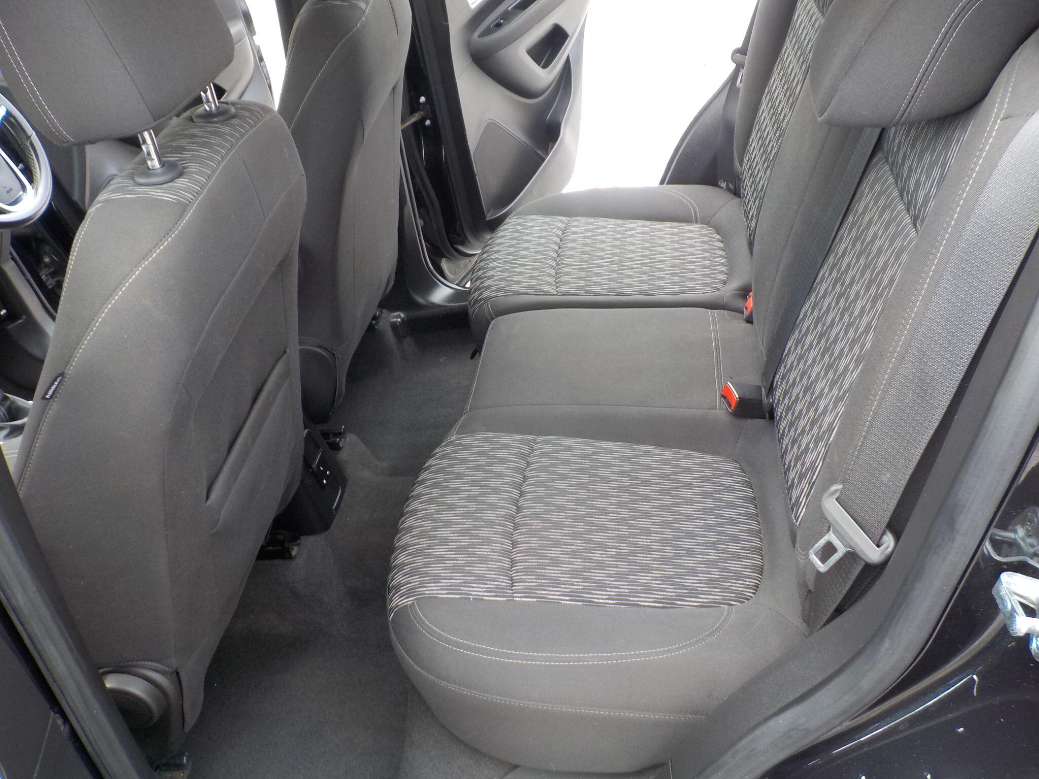 Vauxhall Mokka 1.6i Exclusiv 2WD Euro 6 (s/s) 5dr