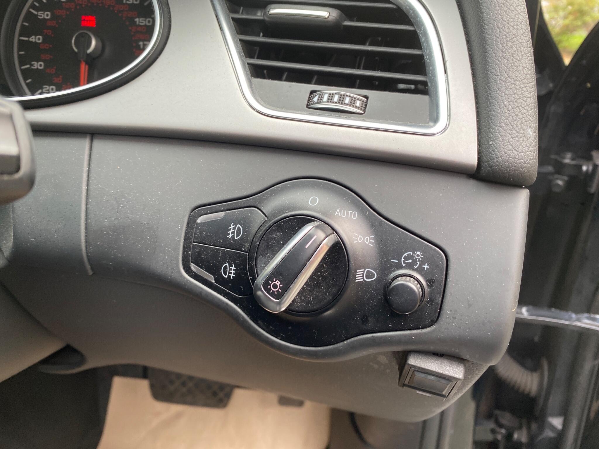 Audi A4 Avant 2.0 TFSI S line S Tronic quattro Euro 5 (s/s) 5dr