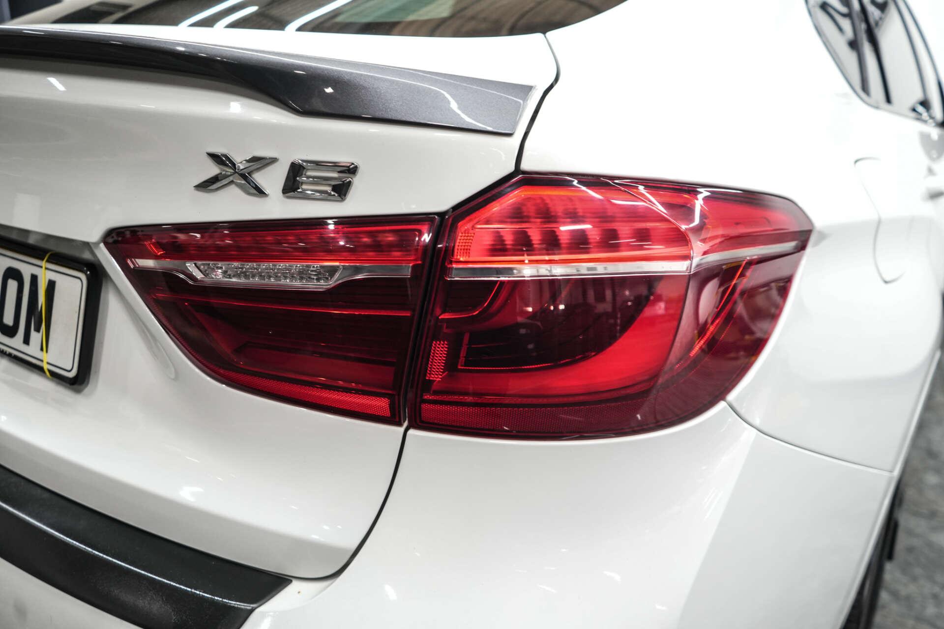 BMW X6 view 12