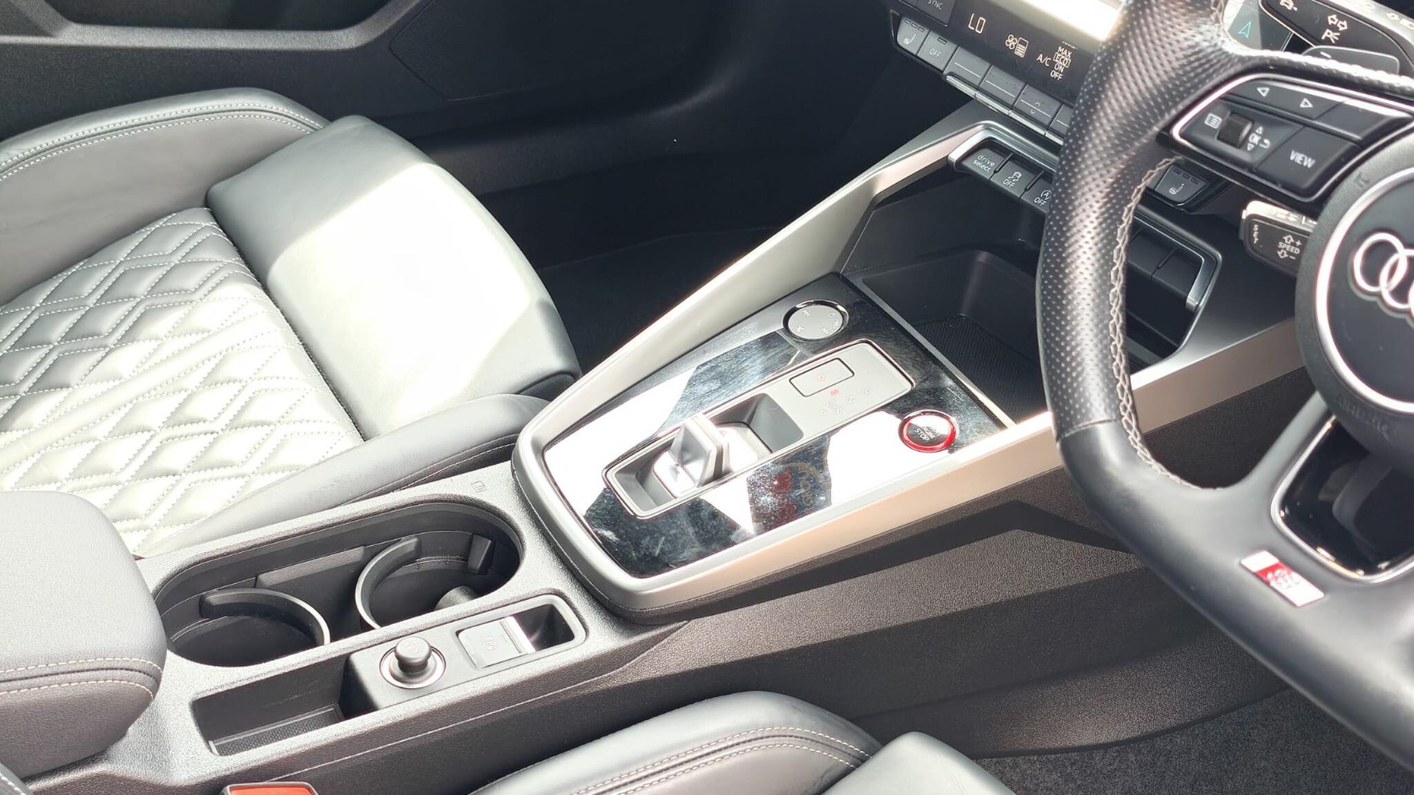 Audi Audi S3 view 16