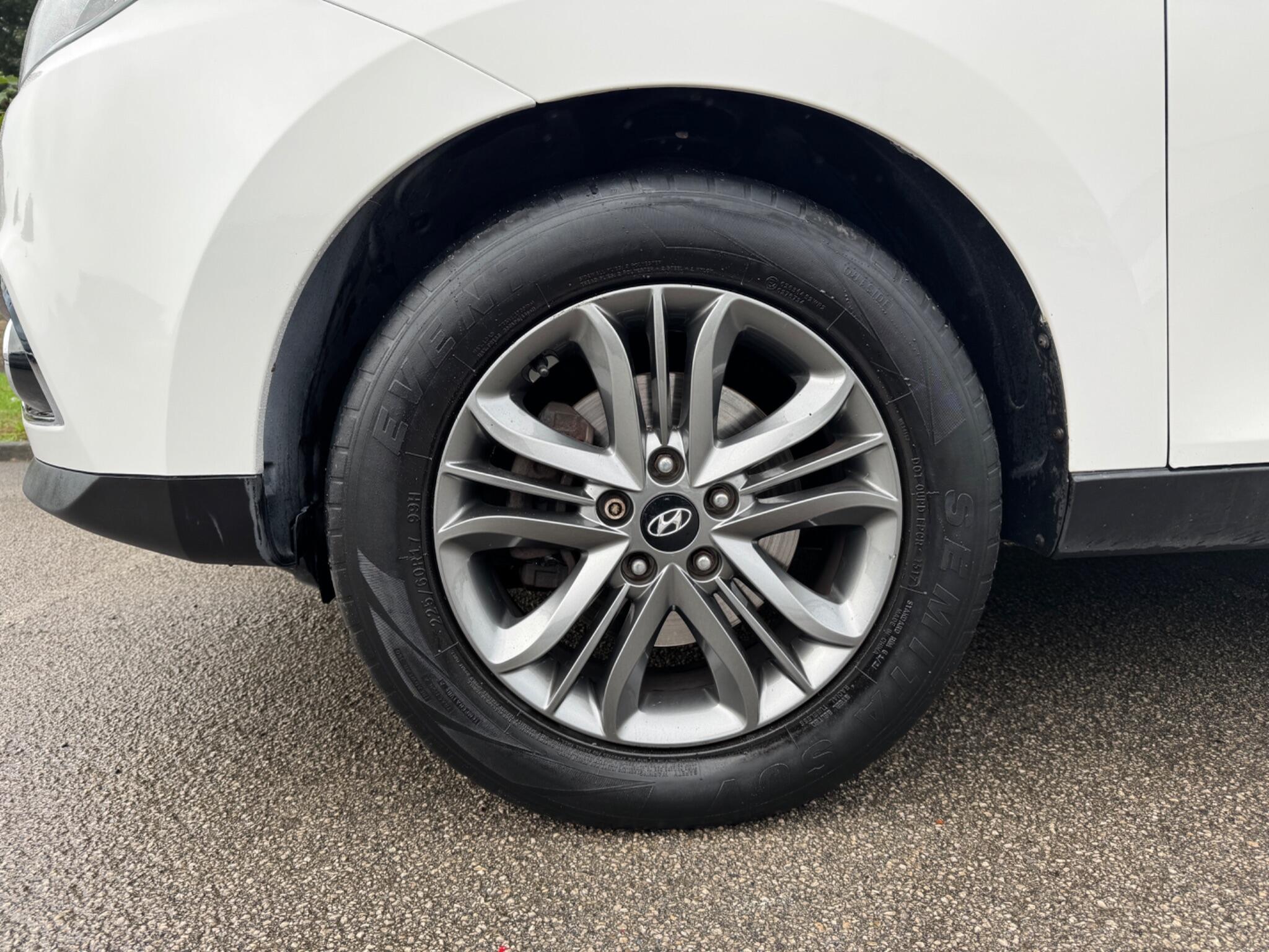 Hyundai Ix35 view 11