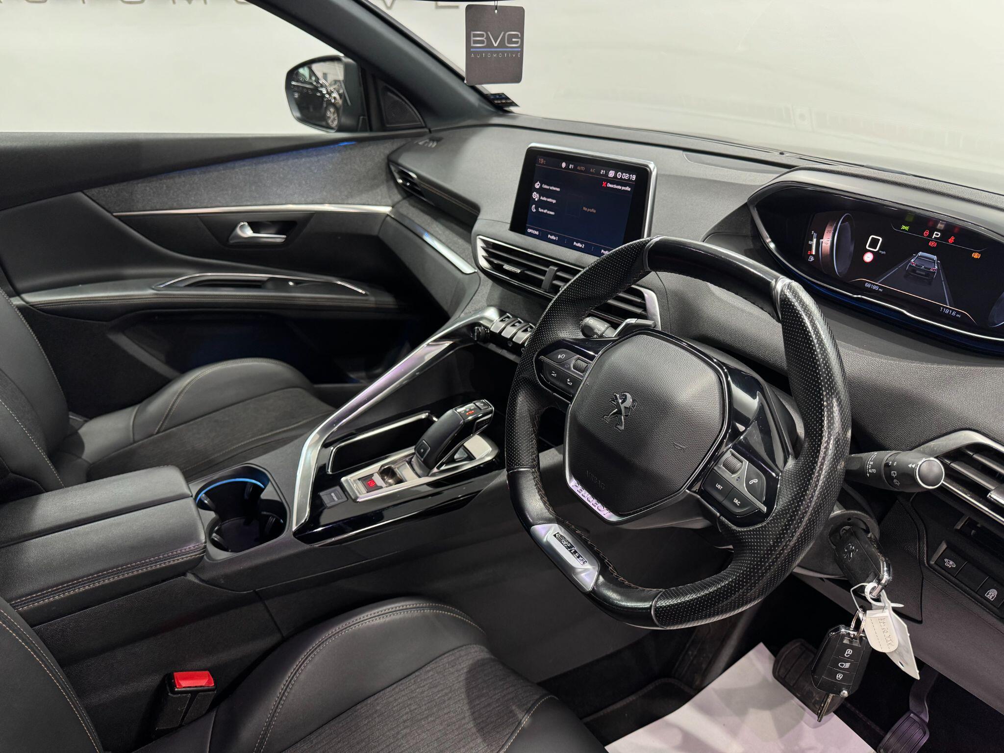 Peugeot 5008 view 28