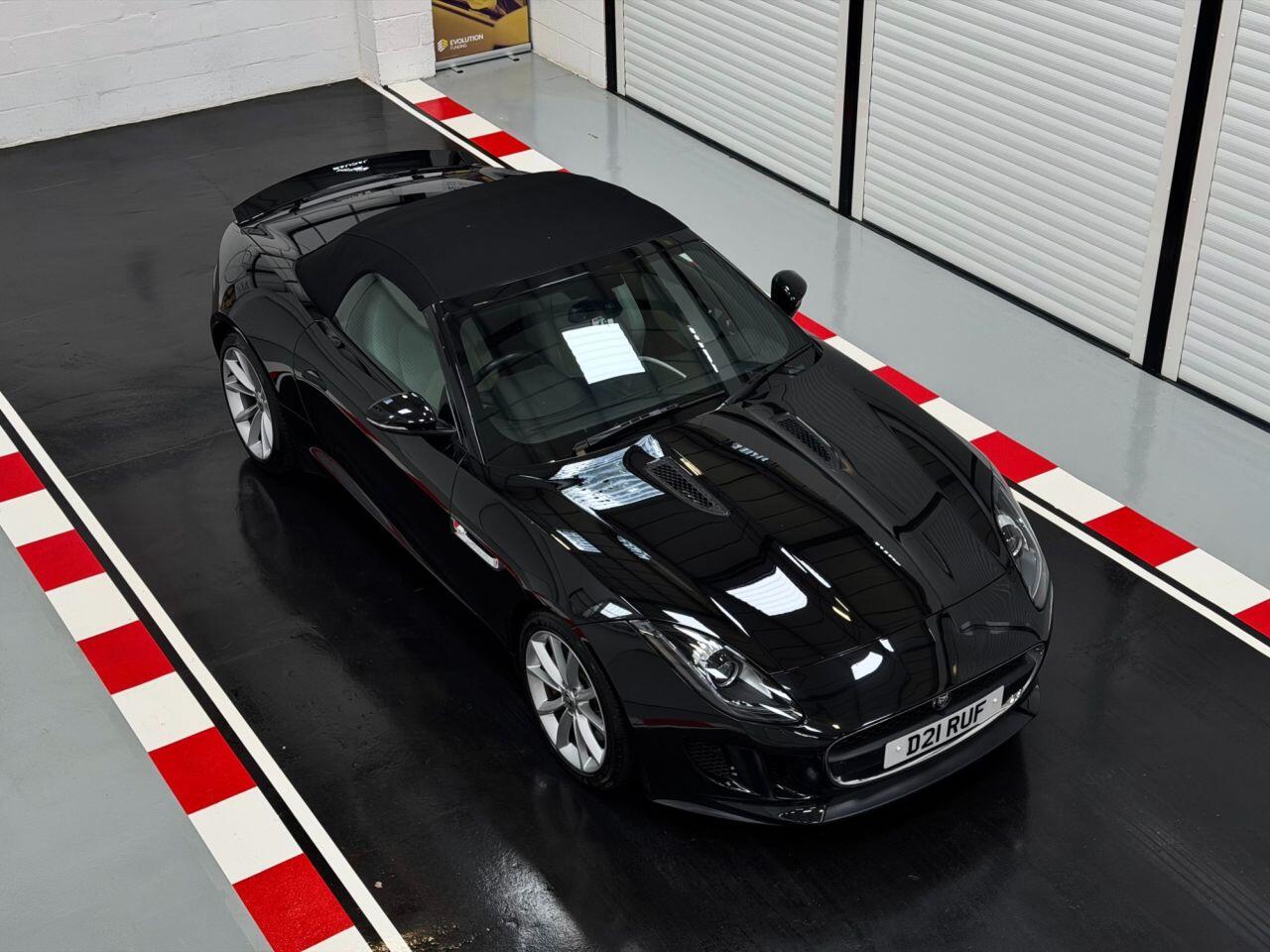Jaguar F-Type view 50