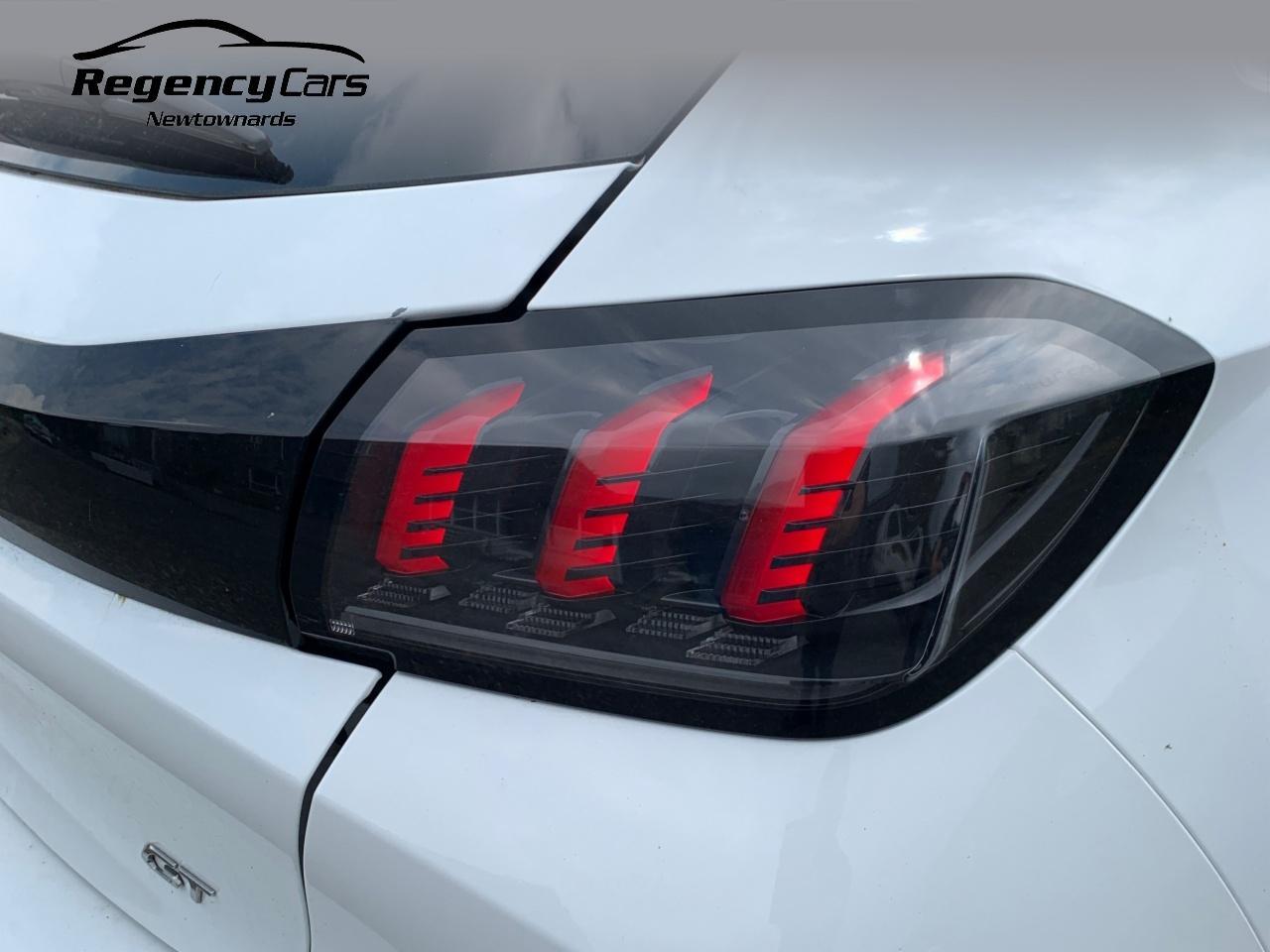 Peugeot 208 view 43