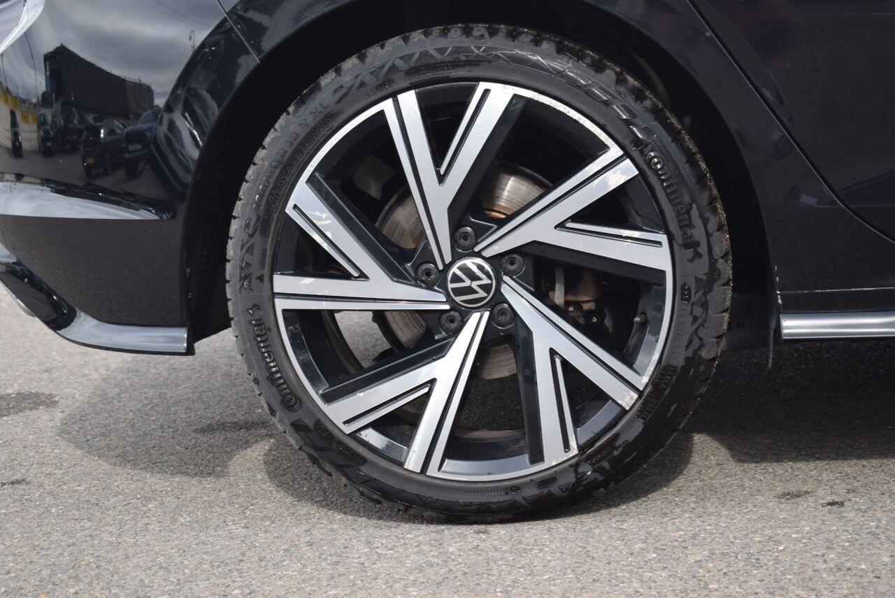 Volkswagen Golf view 14