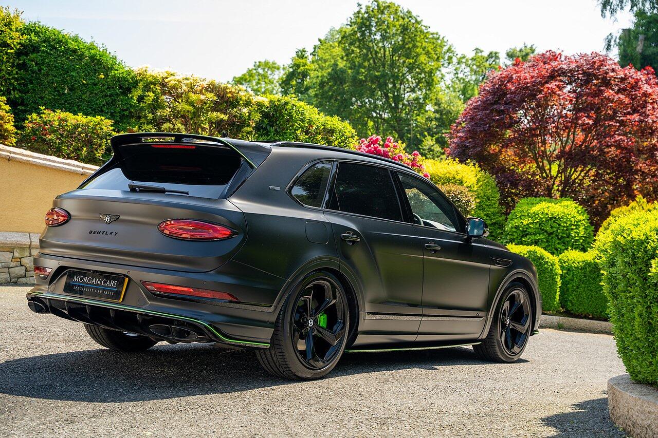 Bentley Bentayga view 111