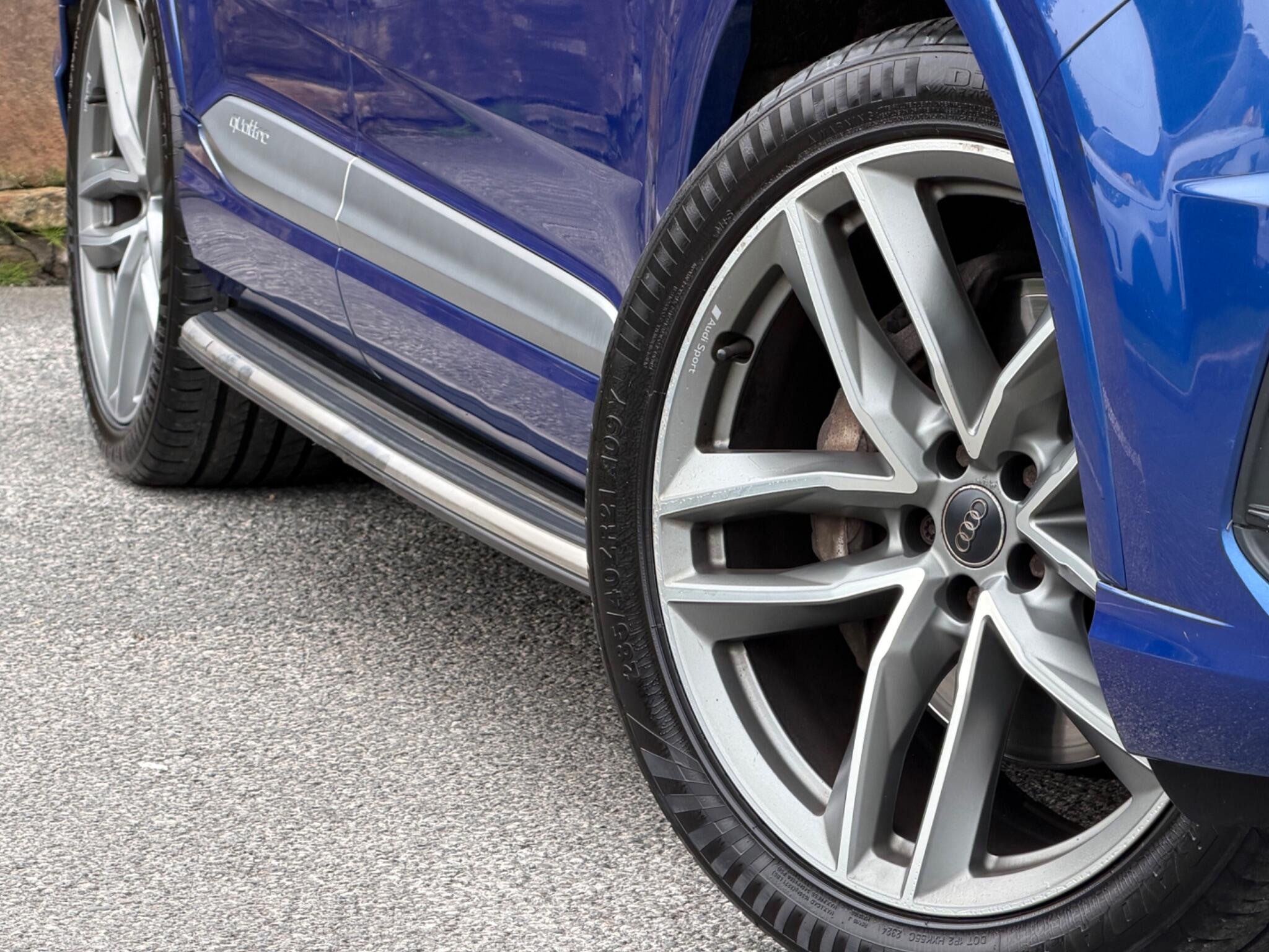 Audi Q7 view 51