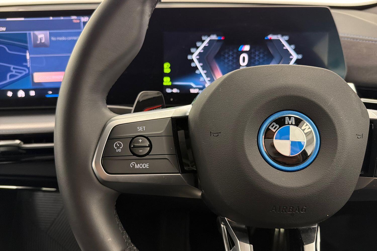 BMW iX2 view 18