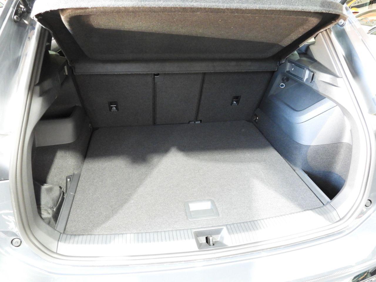 Volkswagen Tiguan view 43