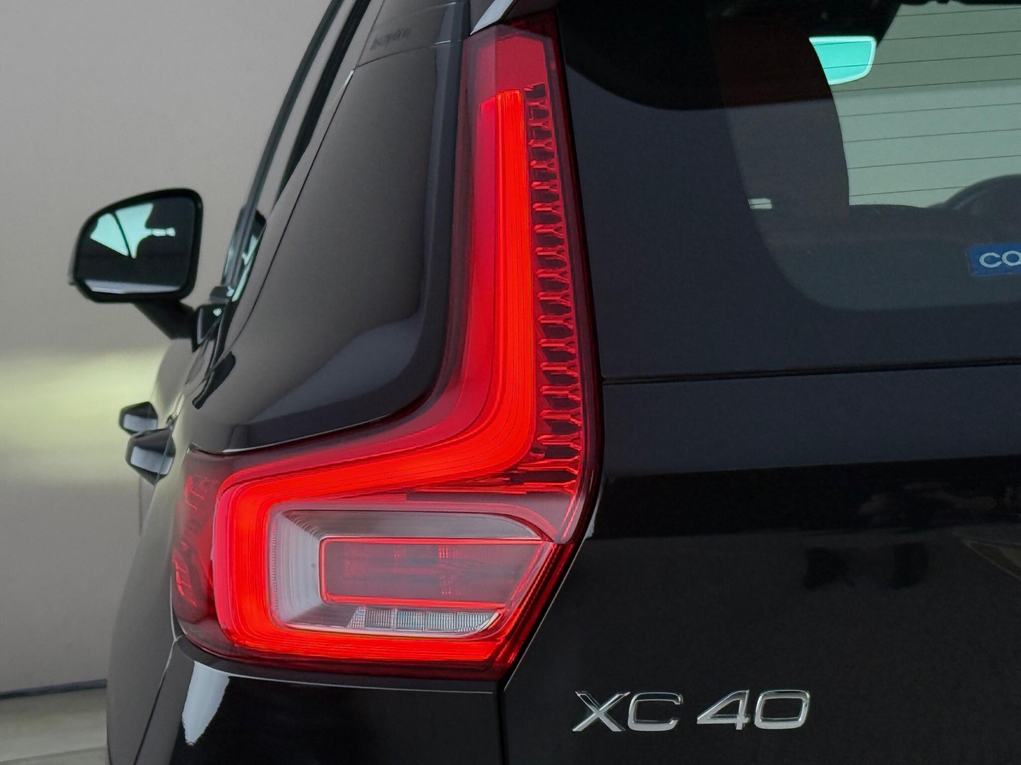 Volvo XC40 view 6