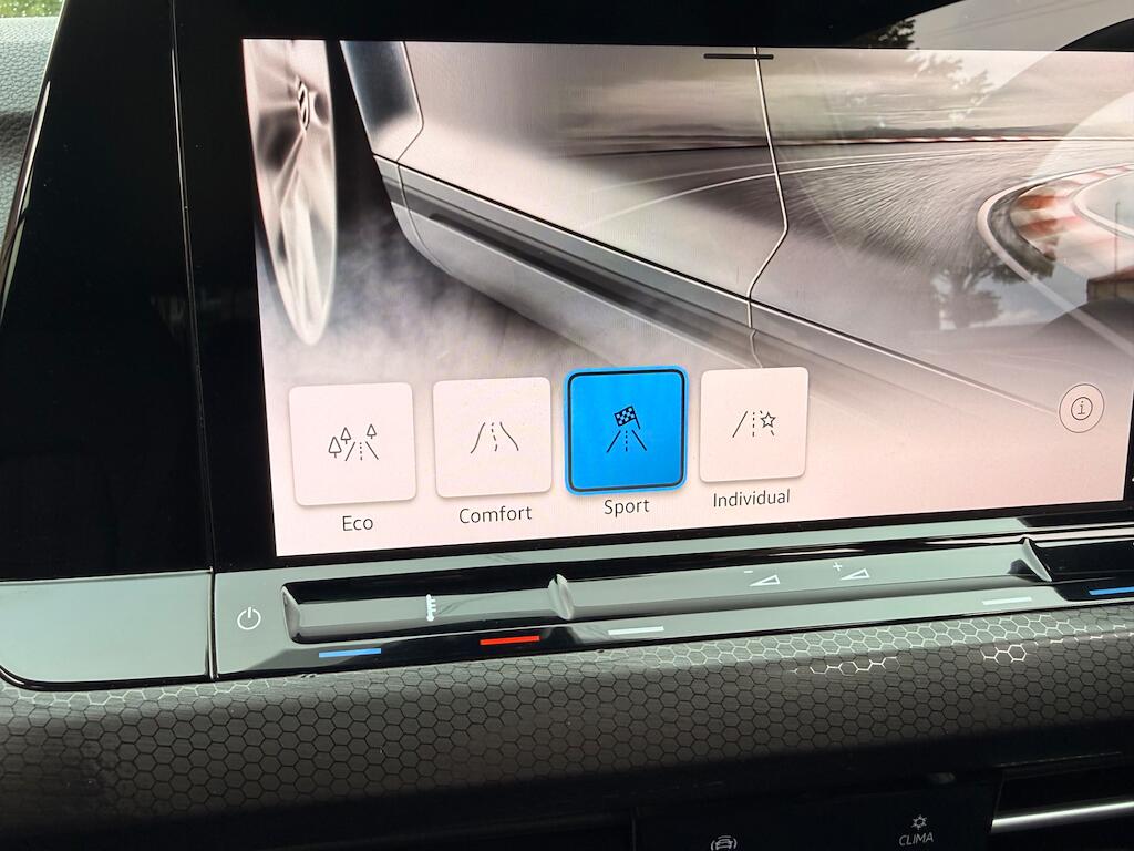 Volkswagen Golf view 58