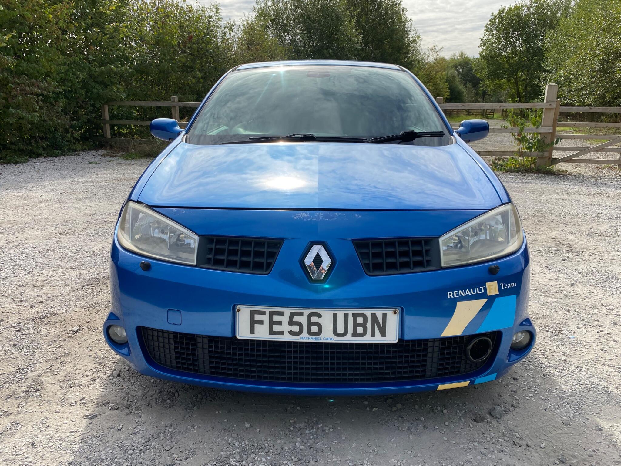 Renault Megane view 2