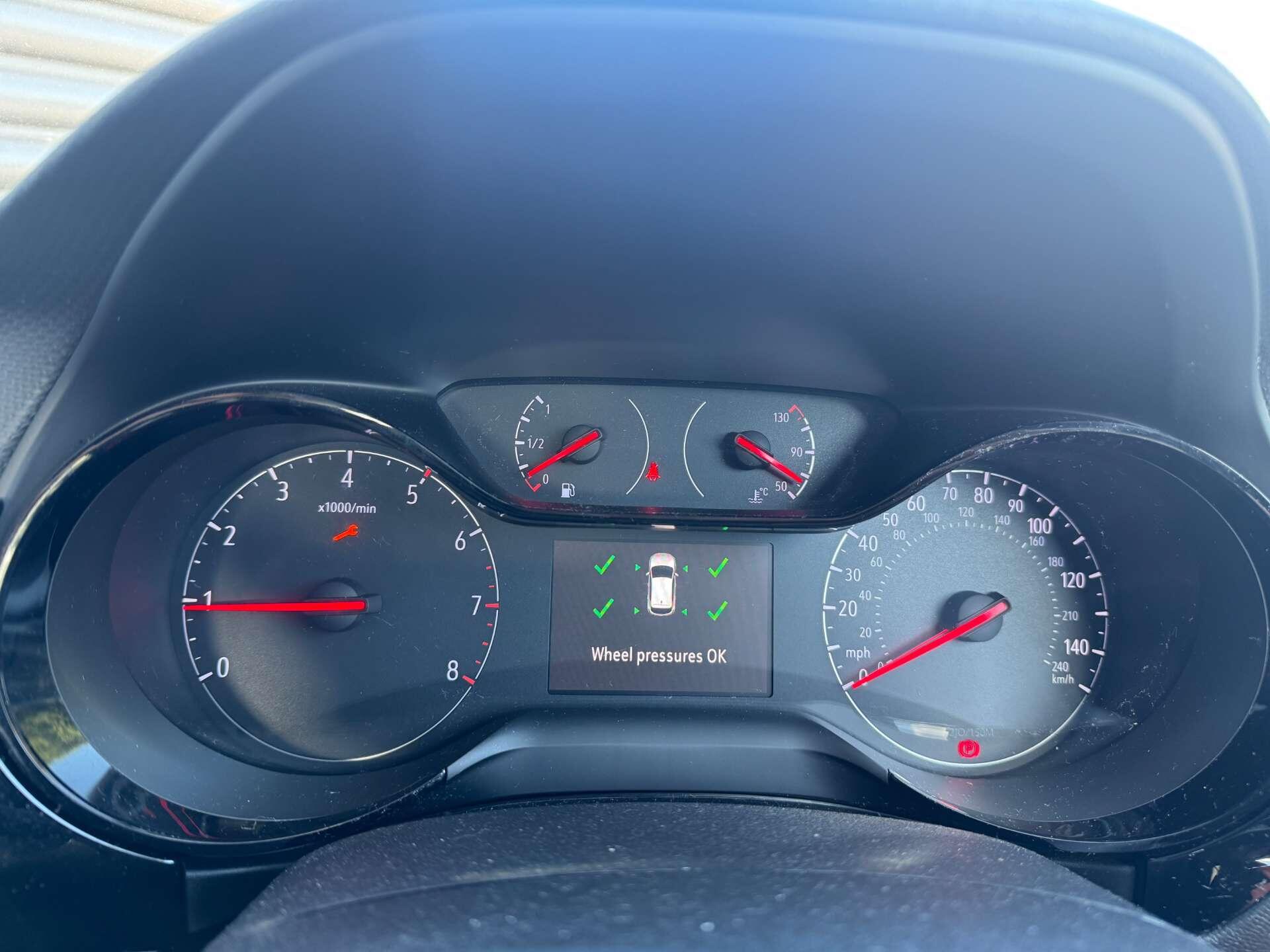 Vauxhall Corsa view 19