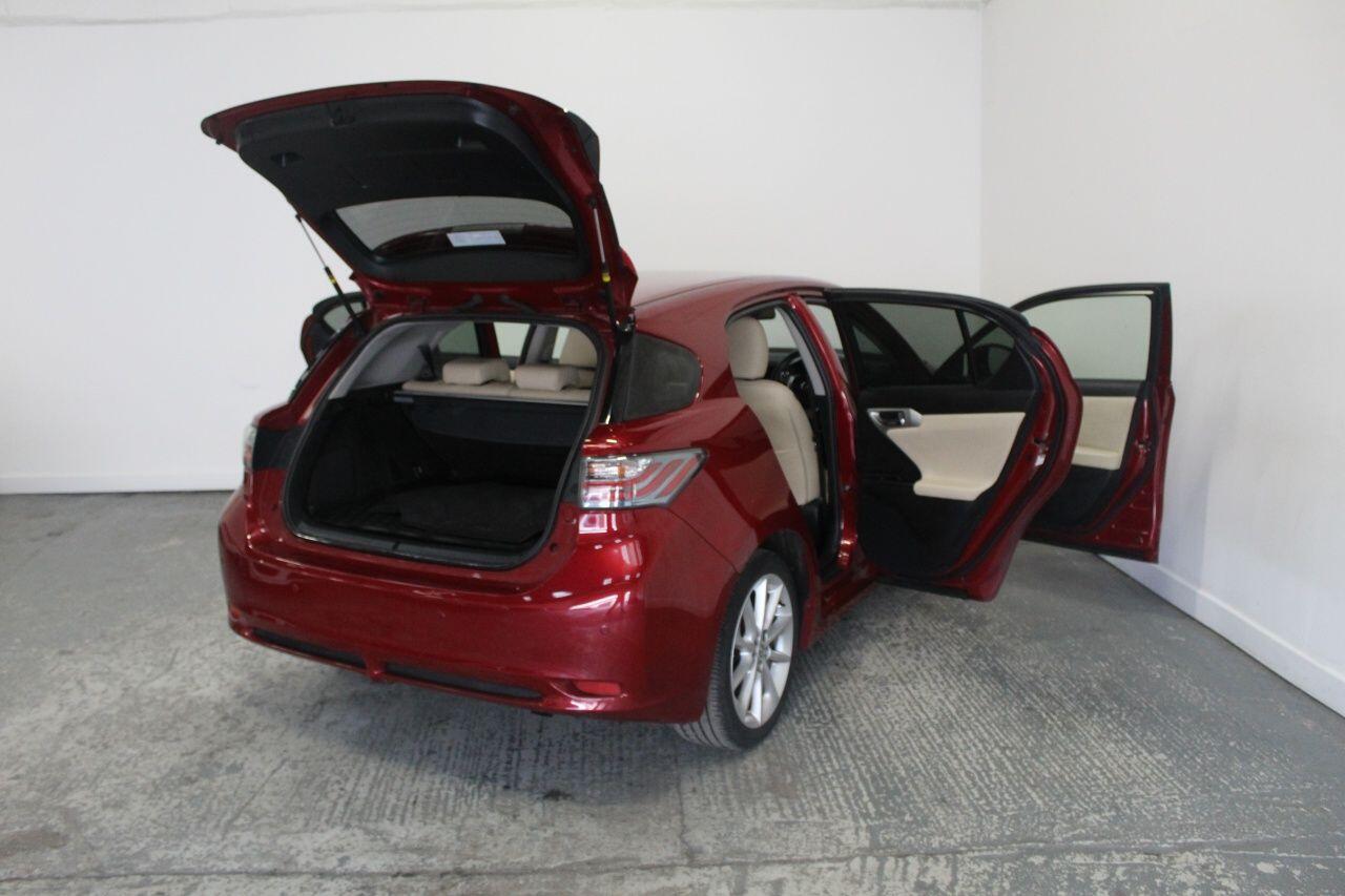 Lexus CT view 22