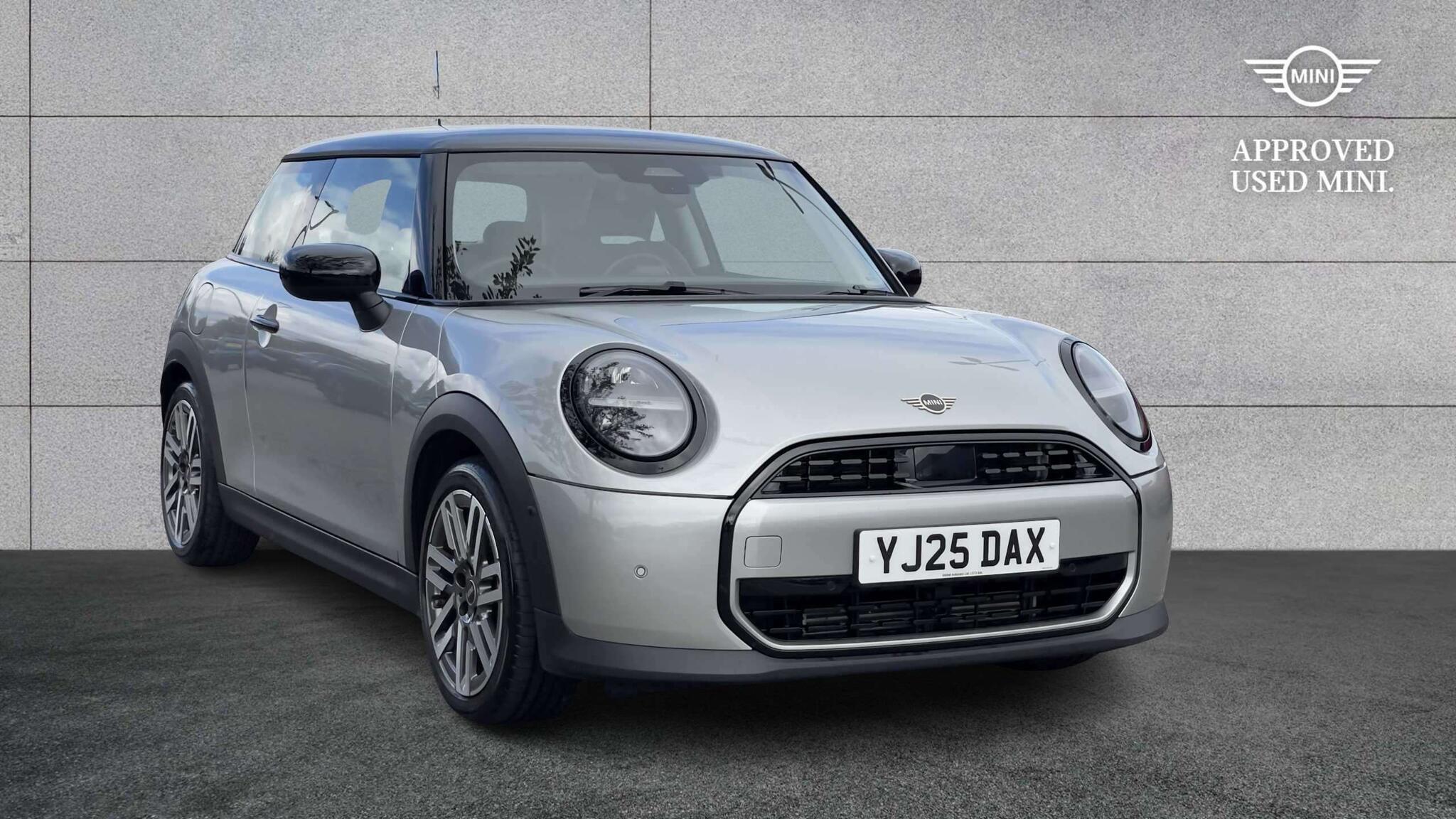 2025 MINI COOPER