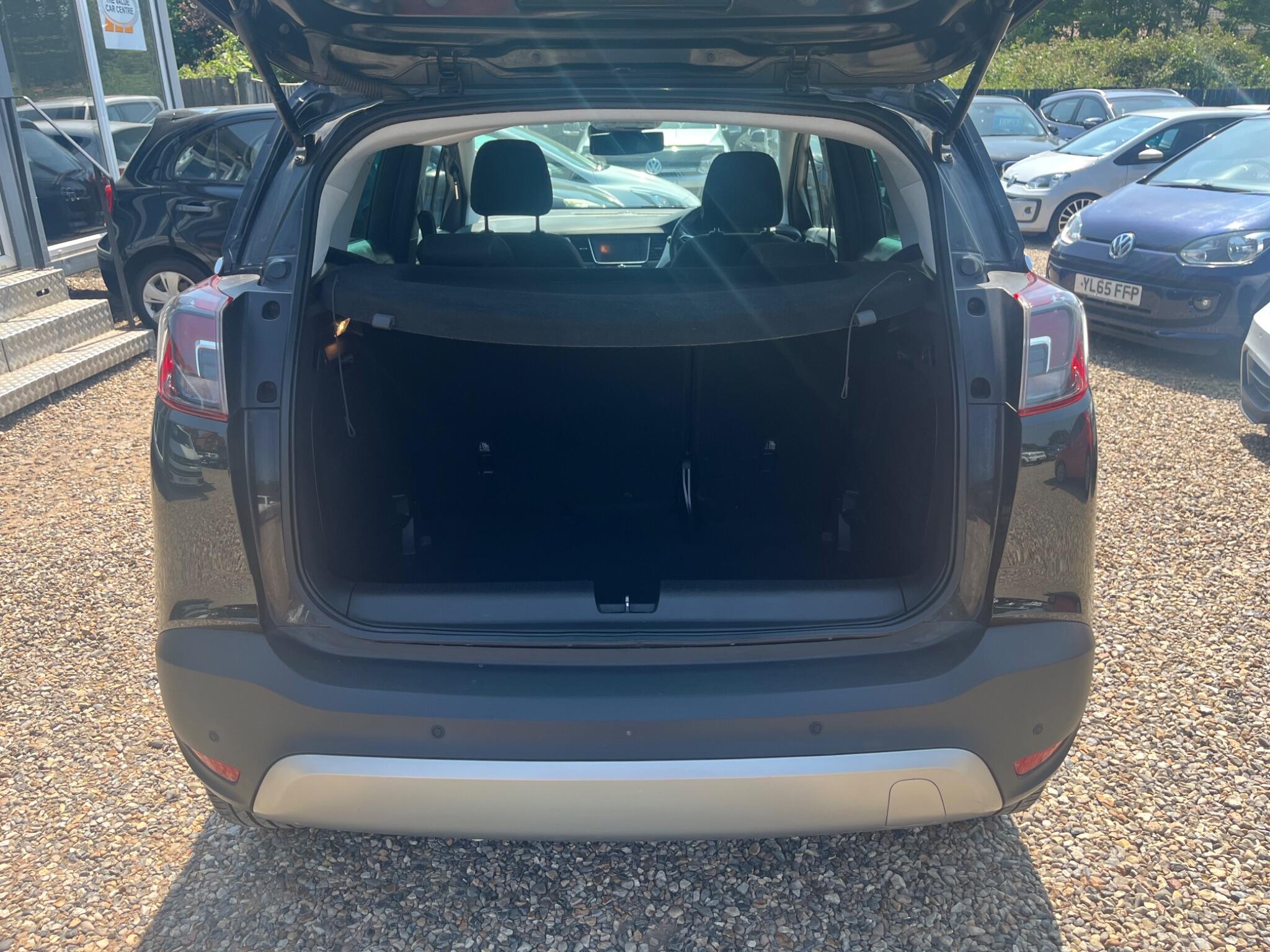 Vauxhall Crossland X view 6