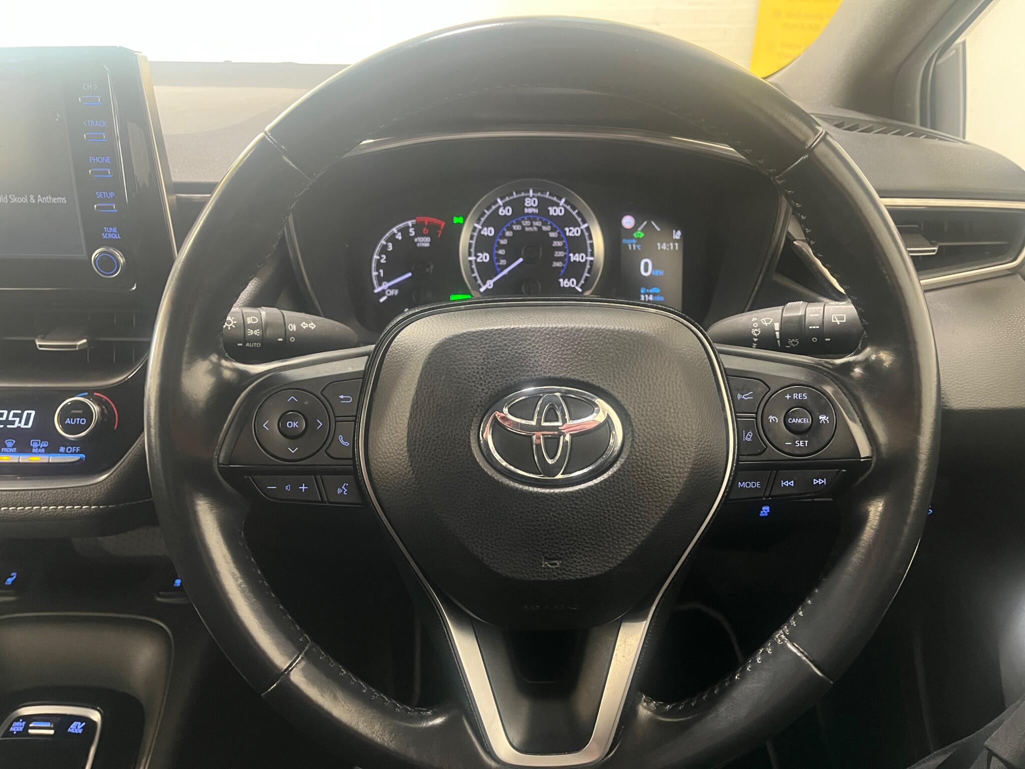 2020 Toyota Corolla 1.8 VVT-h Icon CVT Euro 6 (s/s) 5dr • 57,988 miles image 31