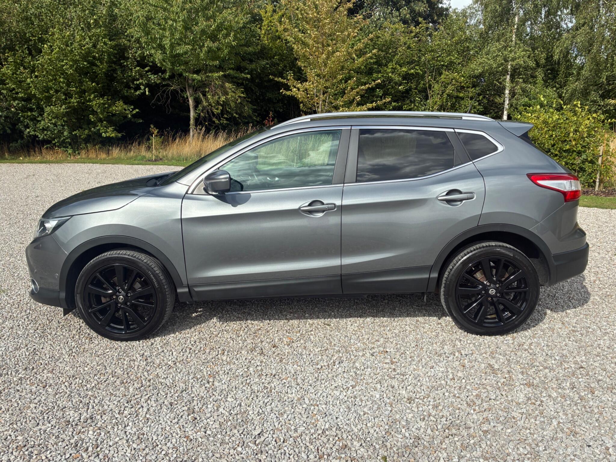 Nissan Qashqai view 3
