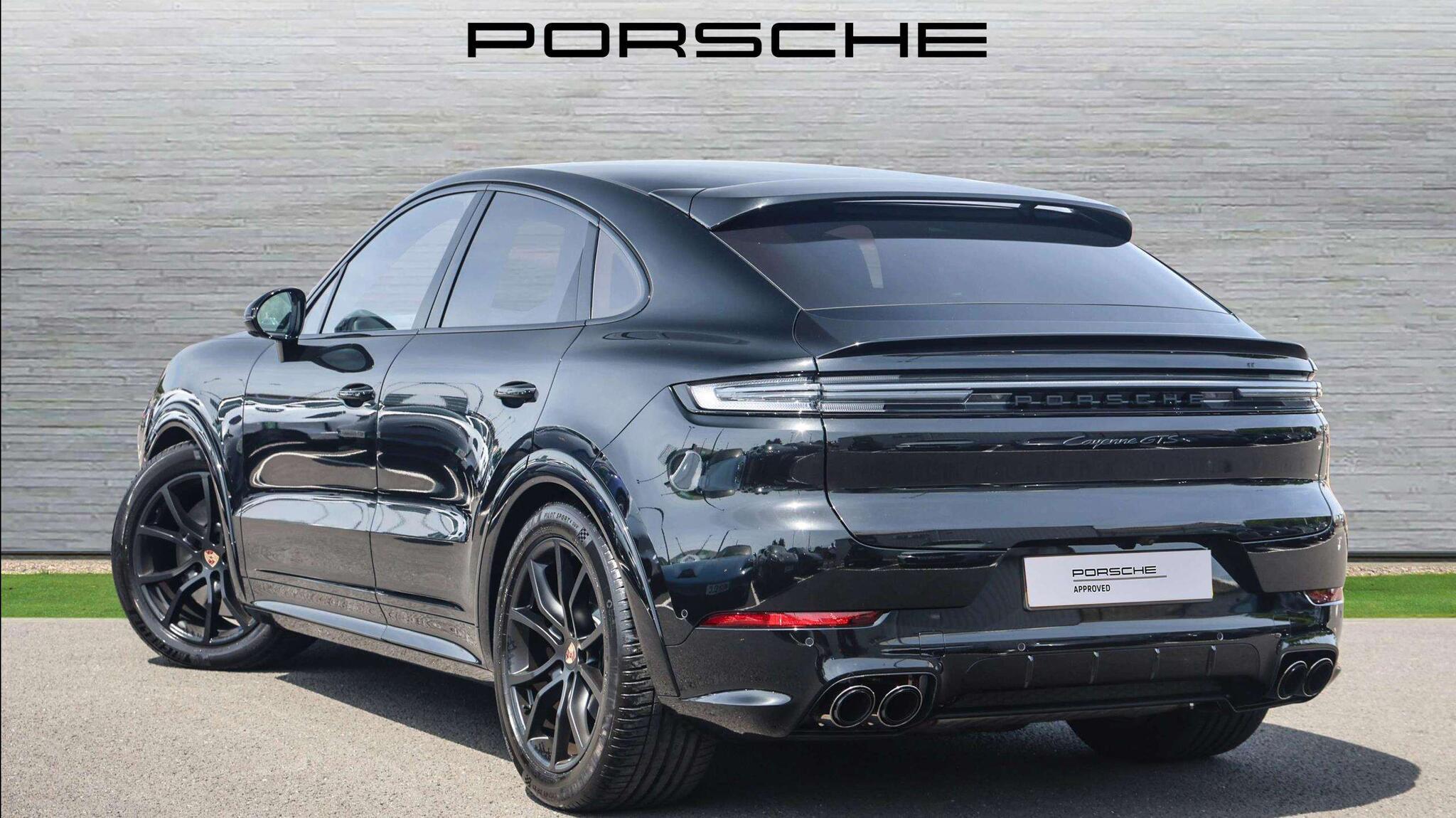 Porsche Cayenne view 4