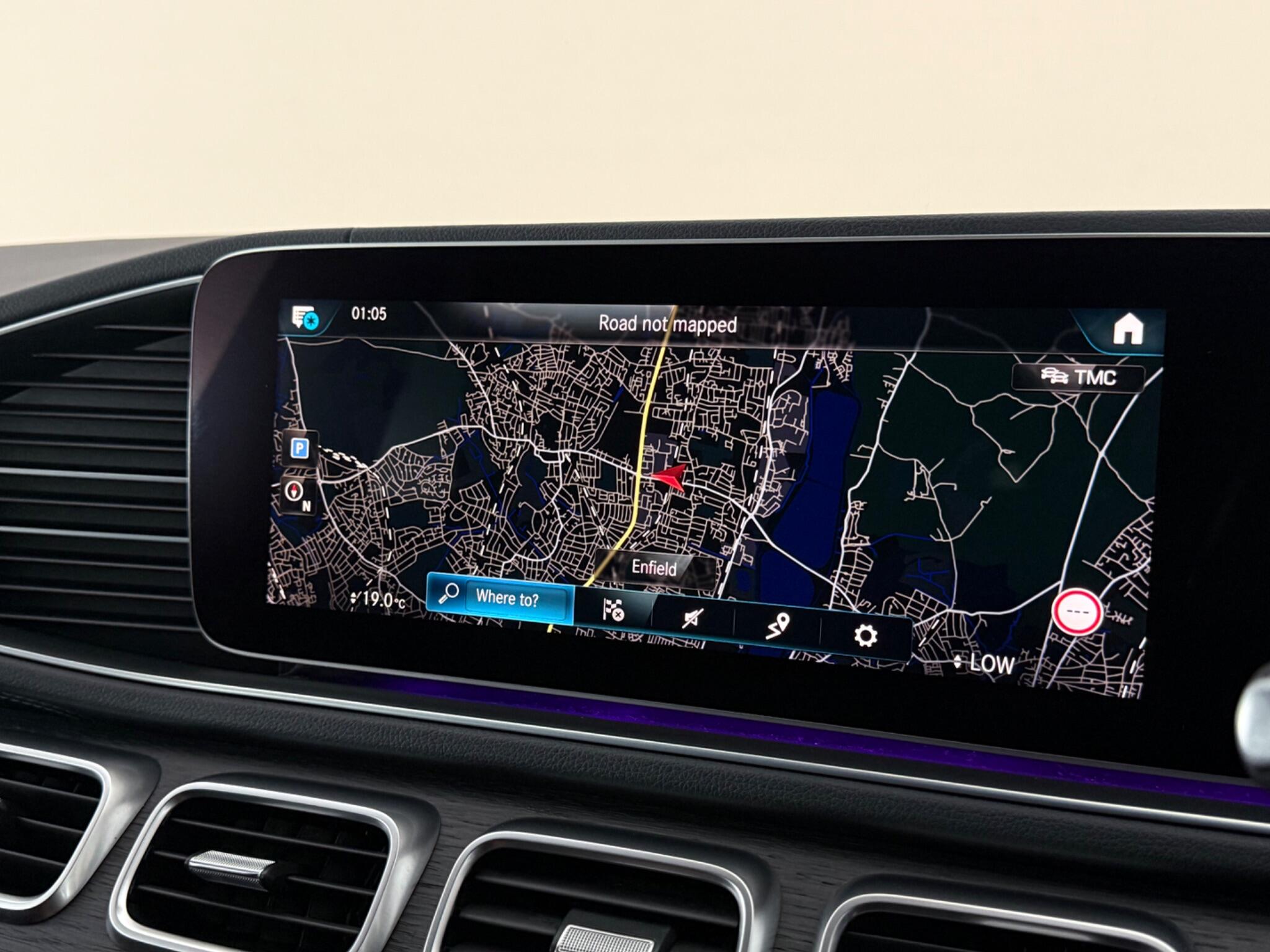 Mercedes-Benz GLE view 26