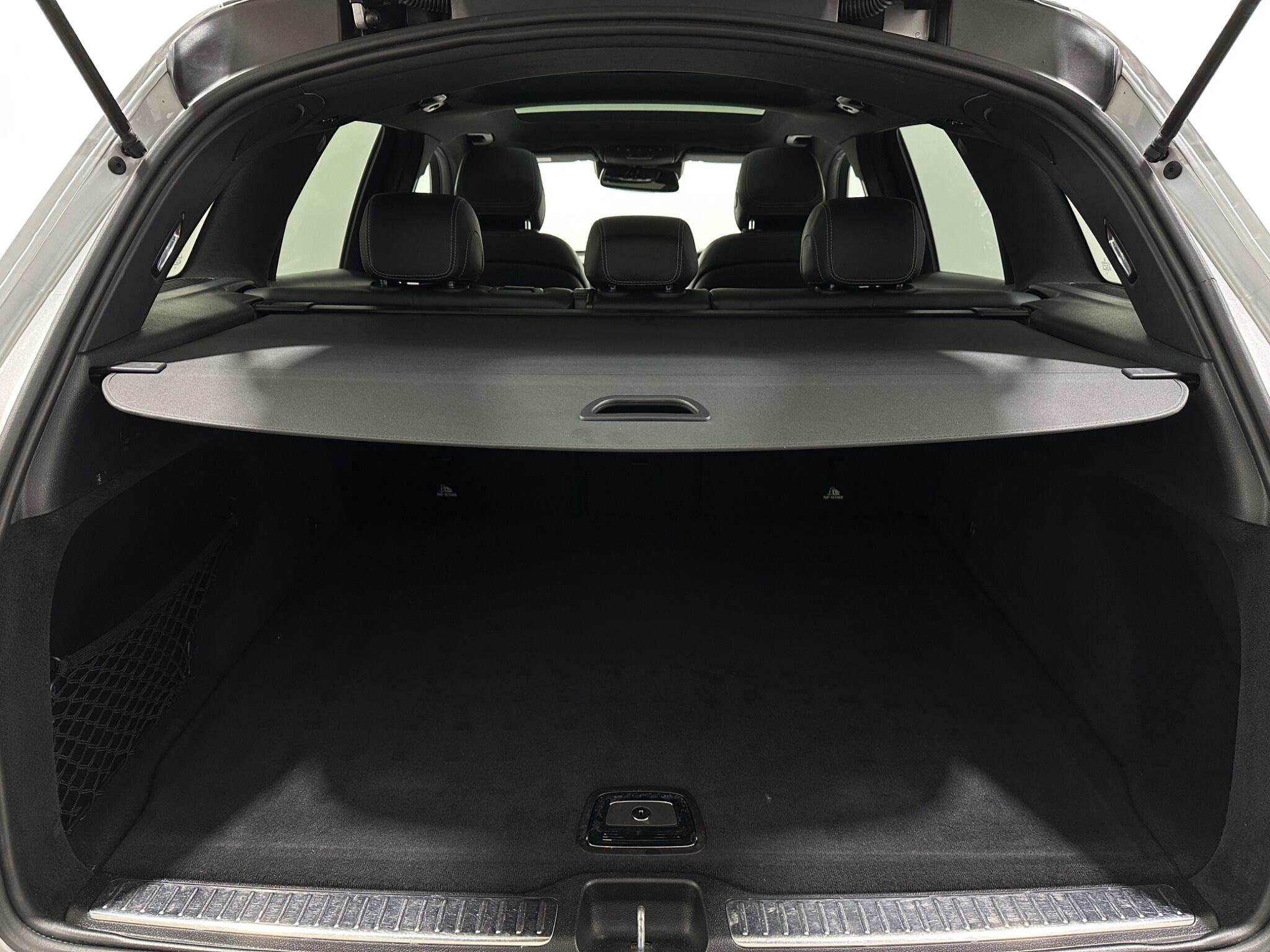 Mercedes-Benz GLC view 48