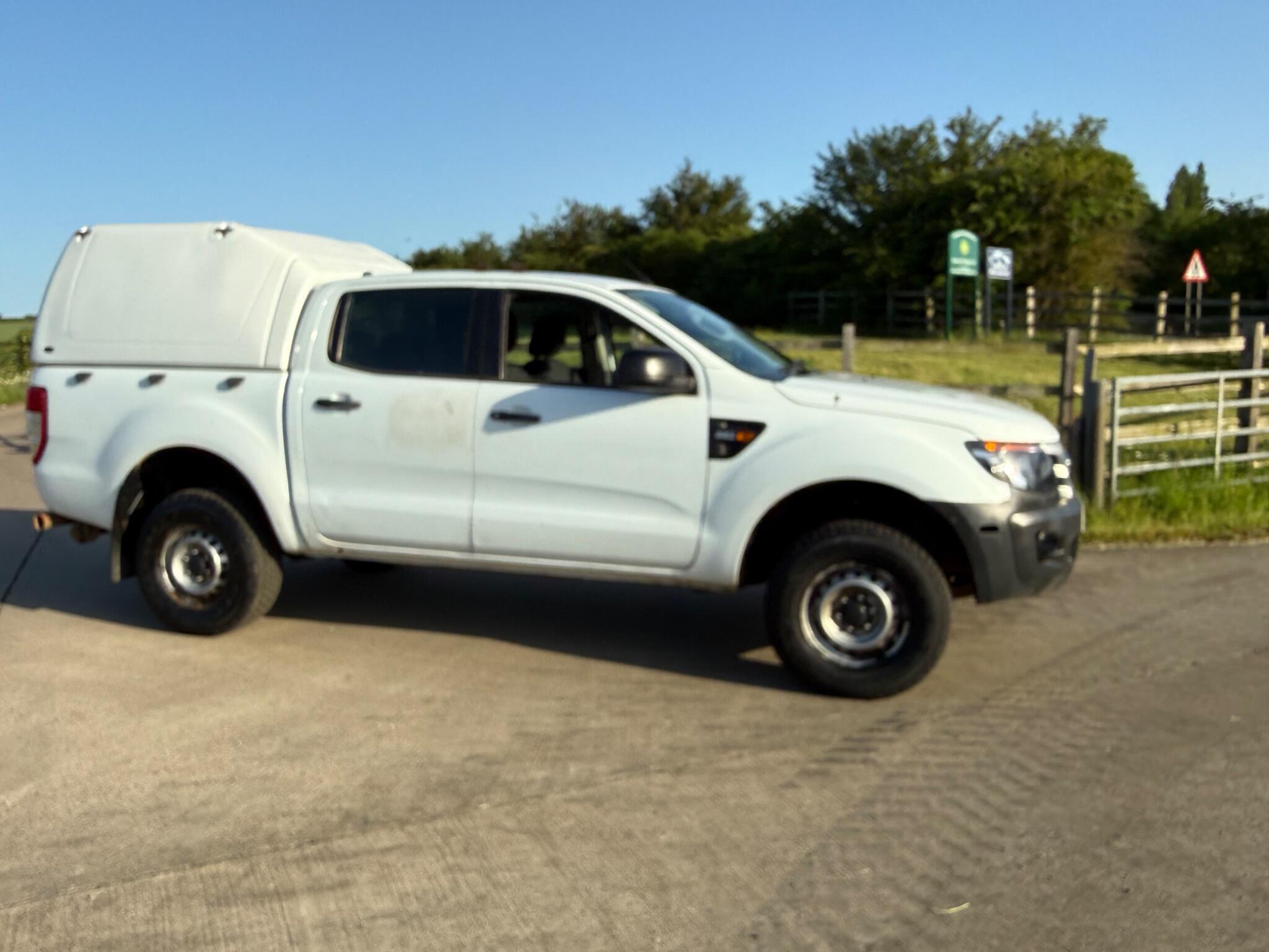 Ford Ranger 2.2 TDCi XL Super Cab Pickup 4WD Euro 5 4dr — photo 21 of 98