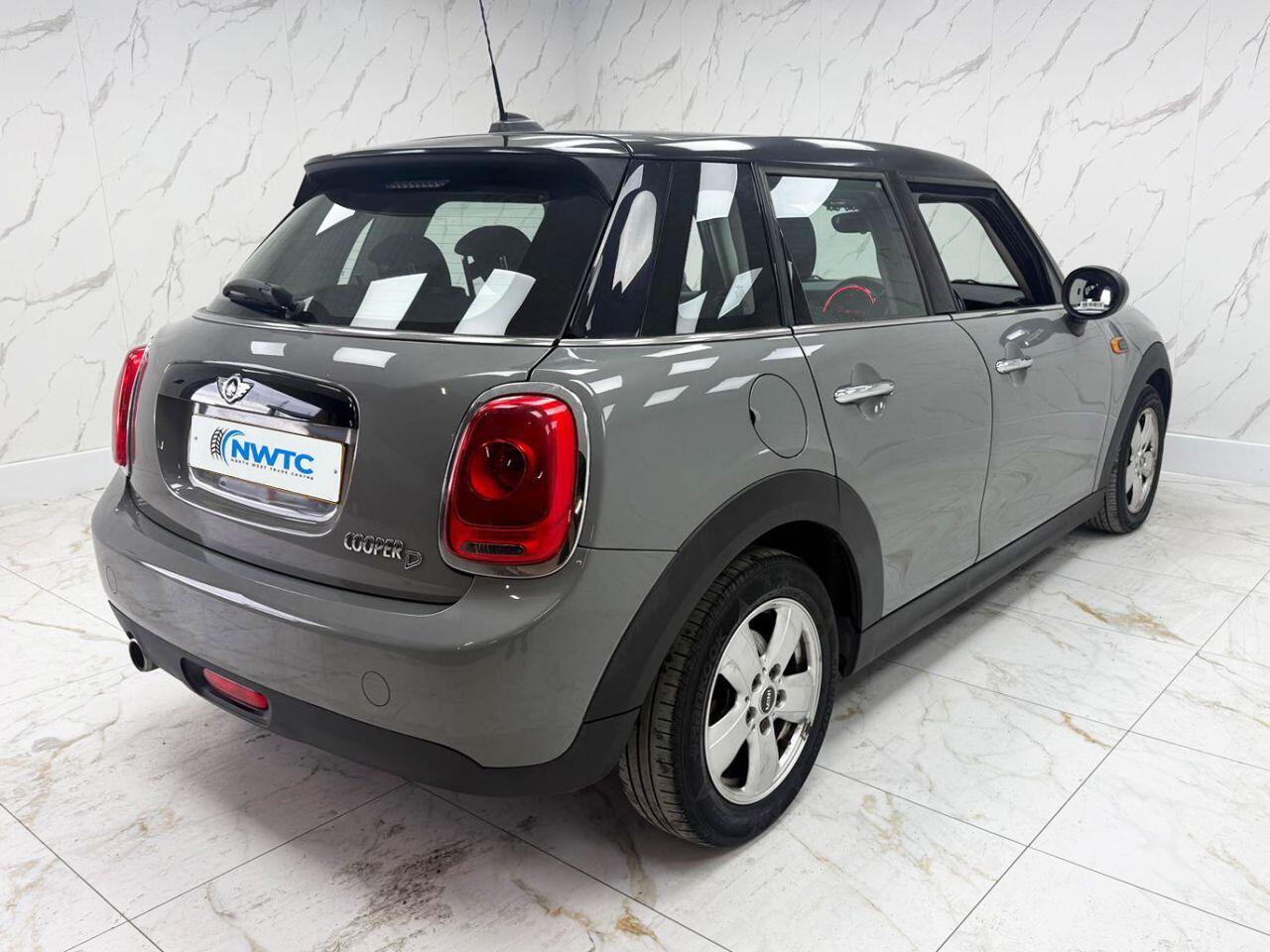 Mini Hatch view 12
