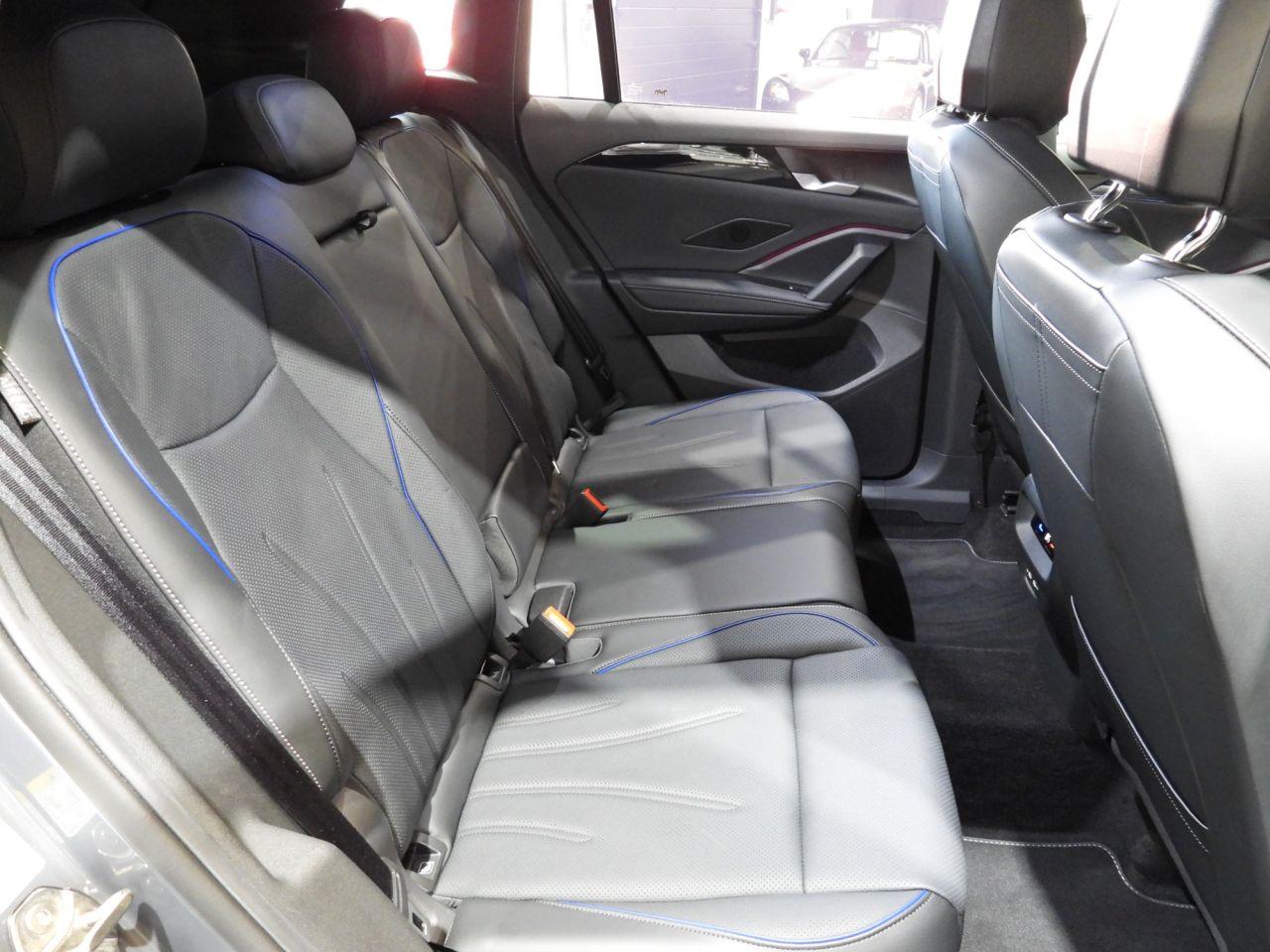 Volkswagen Tiguan view 28