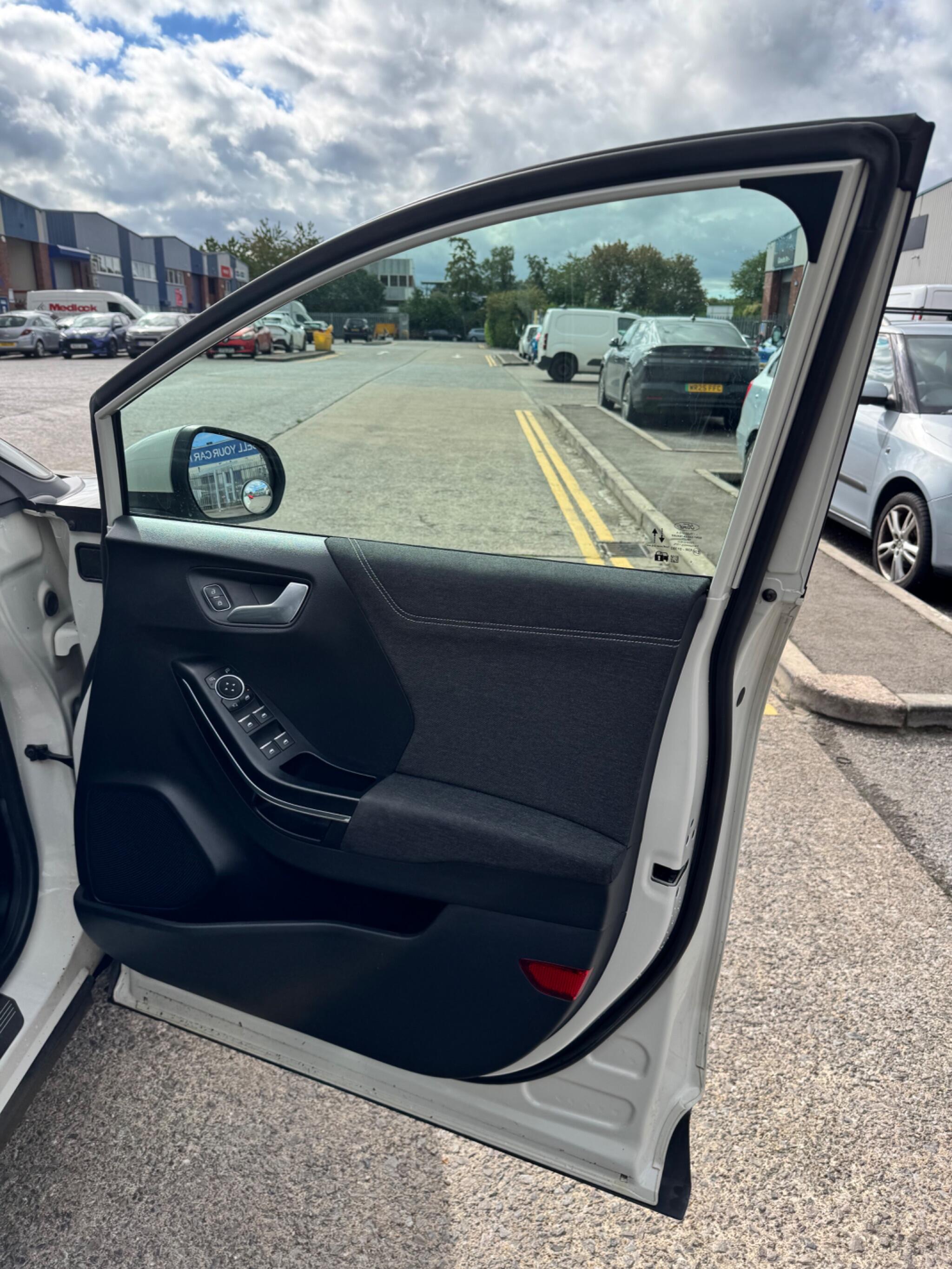 Ford Puma view 33