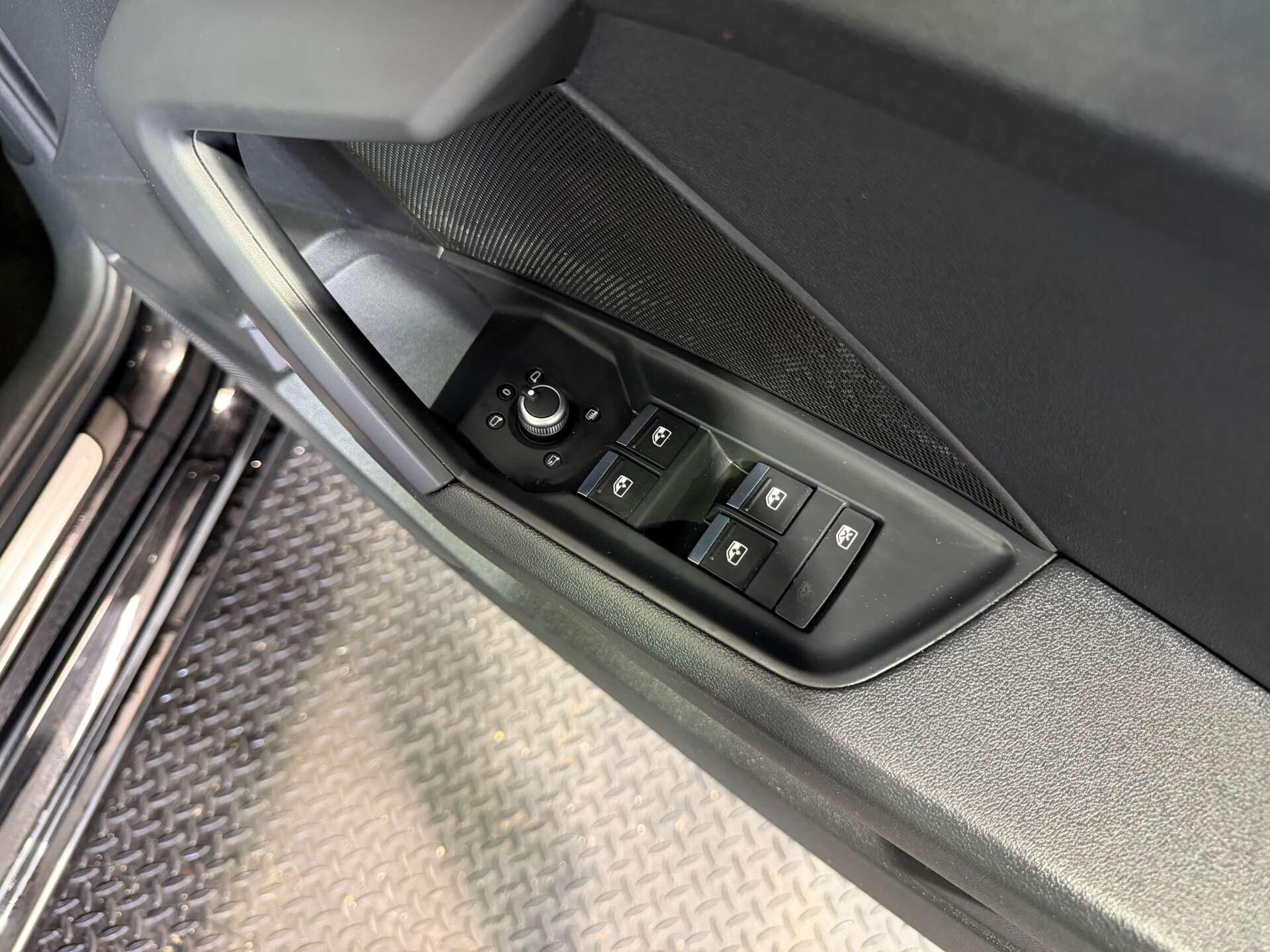 Audi A3 view 16