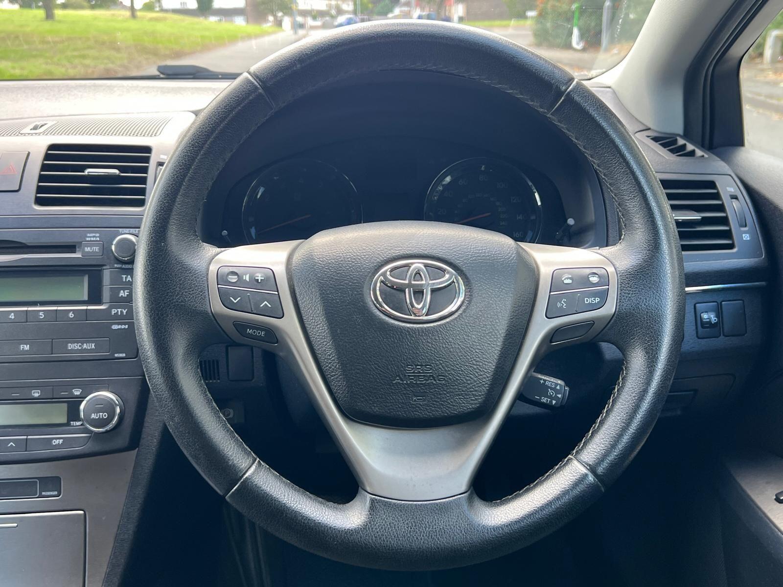 Toyota Avensis view 23