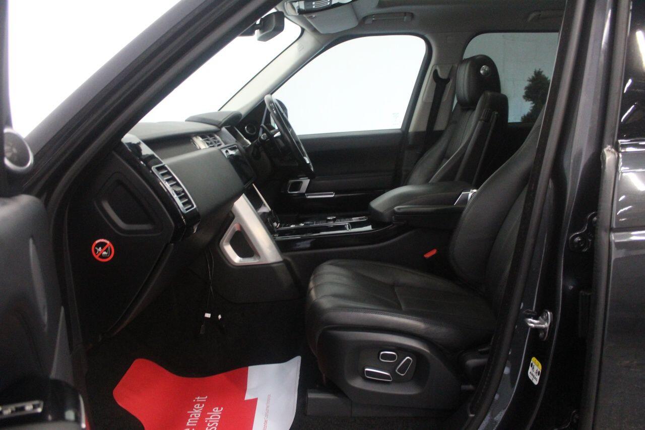 Land Rover Range Rover view 53